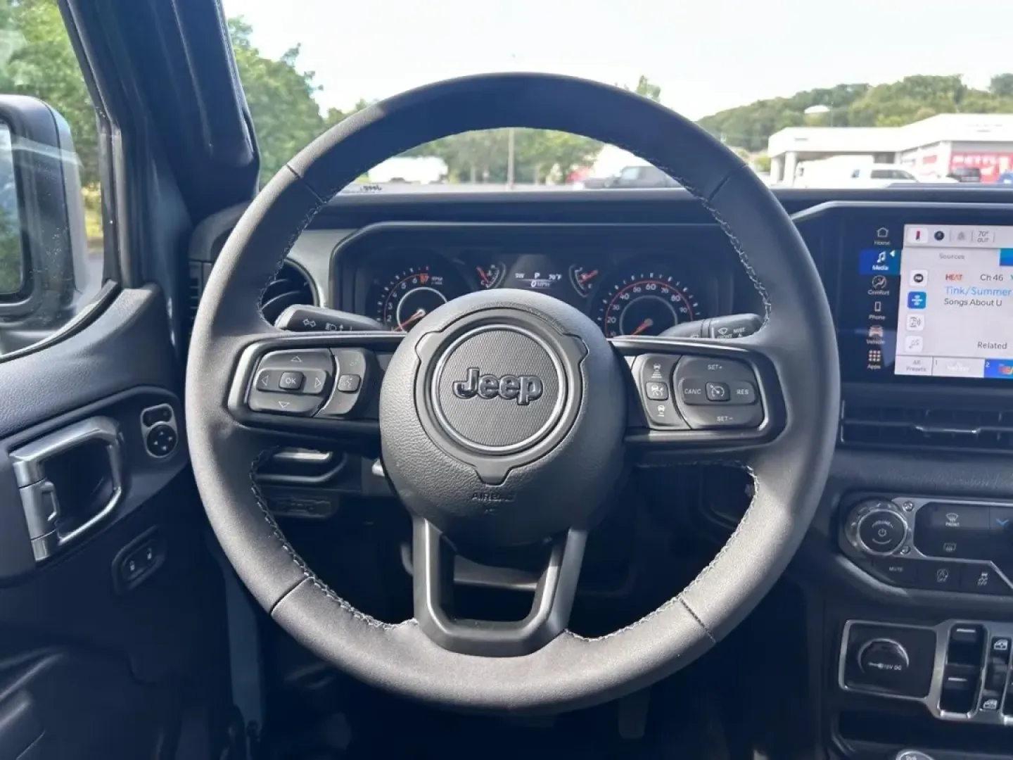 2025 /Black Cloth Jeep Gladiator Sport (1C6PJTAGXSL) with an 3.6L V6 24V VVT UPG I engine, Automatic transmission, located at 970 Woodlawn Dr., Farmington, MO, 63640, (573) 431-7800, 37.825642, -90.468674 - ### Adventure Awaits: Discover the 2025 Jeep Gladiator at Pettus CDJR Farmington!<br /> <br /> Are you ready for your next adventure? Whether you're a weekend warrior seeking thrilling off-road experiences or a daily commuter looking for a reliable and stylish ride, the 2025 Jeep Gladiator is the pe - Photo#10