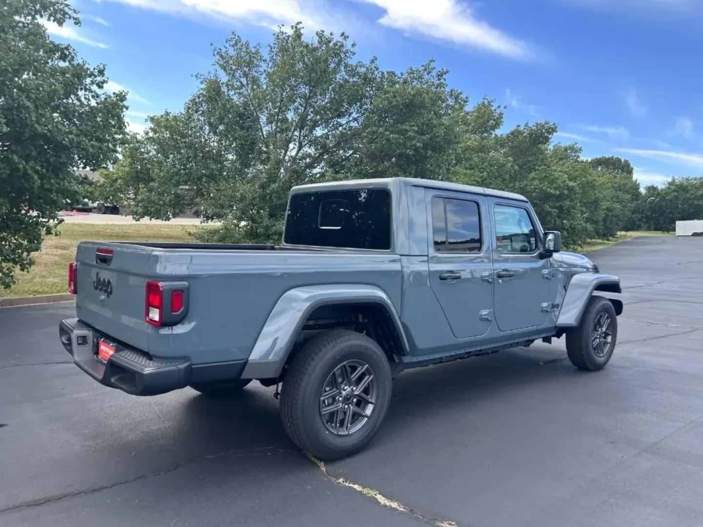 2025 /Black Cloth Jeep Gladiator Sport (1C6PJTAGXSL) with an 3.6L V6 24V VVT UPG I engine, Automatic transmission, located at 970 Woodlawn Dr., Farmington, MO, 63640, (573) 431-7800, 37.825642, -90.468674 - ### Adventure Awaits: Discover the 2025 Jeep Gladiator at Pettus CDJR Farmington!<br /> <br /> Are you ready for your next adventure? Whether you're a weekend warrior seeking thrilling off-road experiences or a daily commuter looking for a reliable and stylish ride, the 2025 Jeep Gladiator is the pe - Photo#2