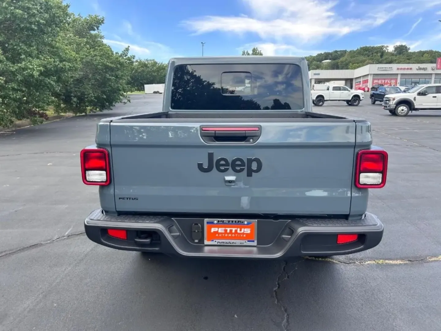 2025 /Black Cloth Jeep Gladiator Sport (1C6PJTAGXSL) with an 3.6L V6 24V VVT UPG I engine, Automatic transmission, located at 970 Woodlawn Dr., Farmington, MO, 63640, (573) 431-7800, 37.825642, -90.468674 - ### Adventure Awaits: Discover the 2025 Jeep Gladiator at Pettus CDJR Farmington!<br /> <br /> Are you ready for your next adventure? Whether you're a weekend warrior seeking thrilling off-road experiences or a daily commuter looking for a reliable and stylish ride, the 2025 Jeep Gladiator is the pe - Photo#3