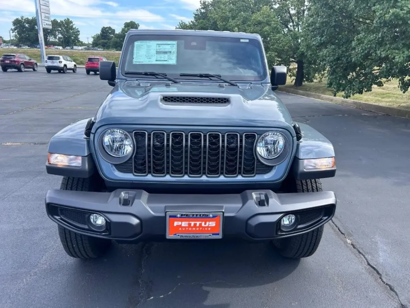 2025 /Black Cloth Jeep Gladiator Sport (1C6PJTAGXSL) with an 3.6L V6 24V VVT UPG I engine, Automatic transmission, located at 970 Woodlawn Dr., Farmington, MO, 63640, (573) 431-7800, 37.825642, -90.468674 - ### Adventure Awaits: Discover the 2025 Jeep Gladiator at Pettus CDJR Farmington!<br /> <br /> Are you ready for your next adventure? Whether you're a weekend warrior seeking thrilling off-road experiences or a daily commuter looking for a reliable and stylish ride, the 2025 Jeep Gladiator is the pe - Photo#7