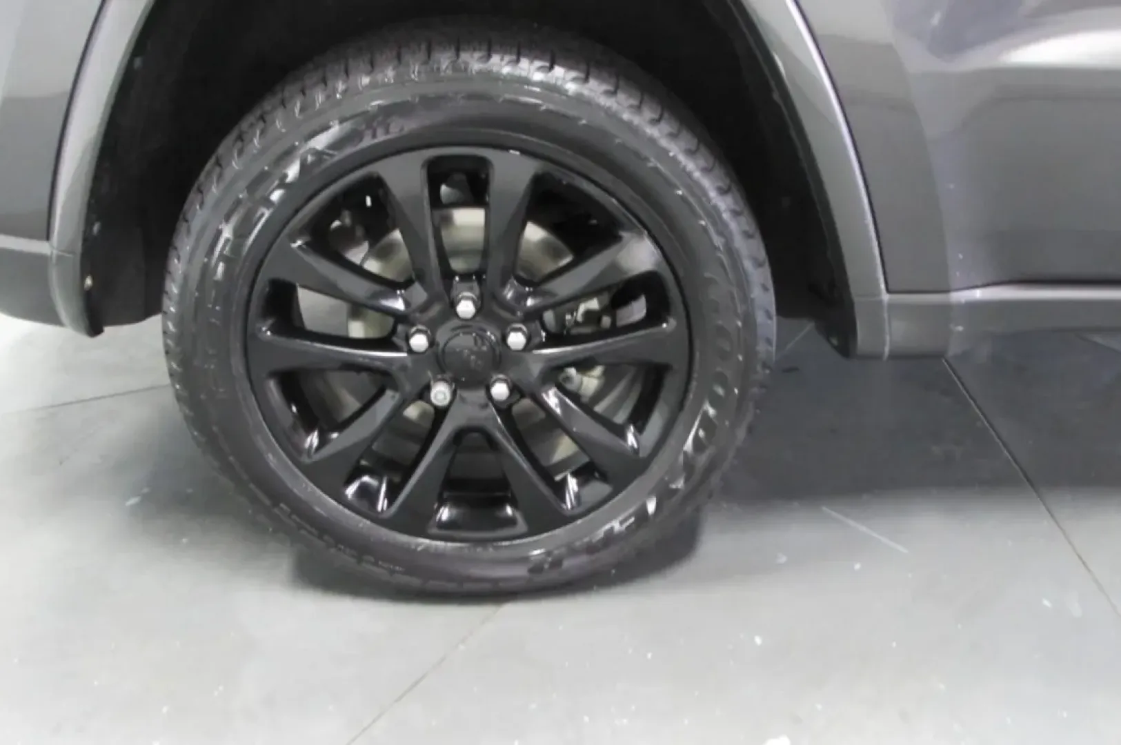 2020 /Black Jeep Grand Cherokee Altitude (1C4RJFAG6LC) with an Other engine, Automatic transmission, located at 12830 Highway 21, De Soto, MO, 63020, (636) 337-7777, 38.153099, -90.573624 - **Experience Adventures with the 2020 Jeep Grand Cherokee: Your Next Weekend Warrior Awaits!**<br /> <br /> Are you ready to elevate your weekend getaways and daily commutes? The 2020 Jeep Grand Cherokee is the perfect companion for adventure-seekers and practical drivers alike. Whether you're tackl - Photo#25