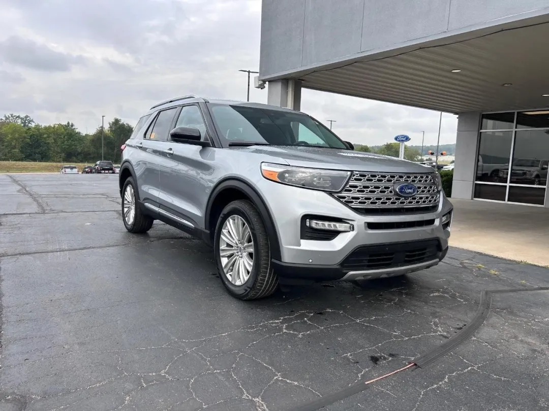 photo of 2022 Ford Explorer Limited