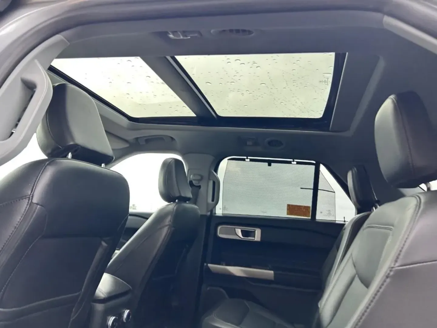 2022 /Ebony Leather Ford Explorer Limited (1FMSK8FH1NG) with an 2.3L EcoBoost I-4 engine, located at 141 Commercial Dr, Fredericktown, MO, 63645, (573) 783-6432, 37.570087, -90.320648 - **Explore New Horizons with the 2022 Ford Explorer Limited - Your Ultimate Family Adventure Awaits!**<br /> <br /> If you're looking for an SUV that perfectly fits your active lifestyle, then the 2022 Ford Explorer Limited is your ideal match. Designed for those who crave adventure without sacrifici - Photo#11
