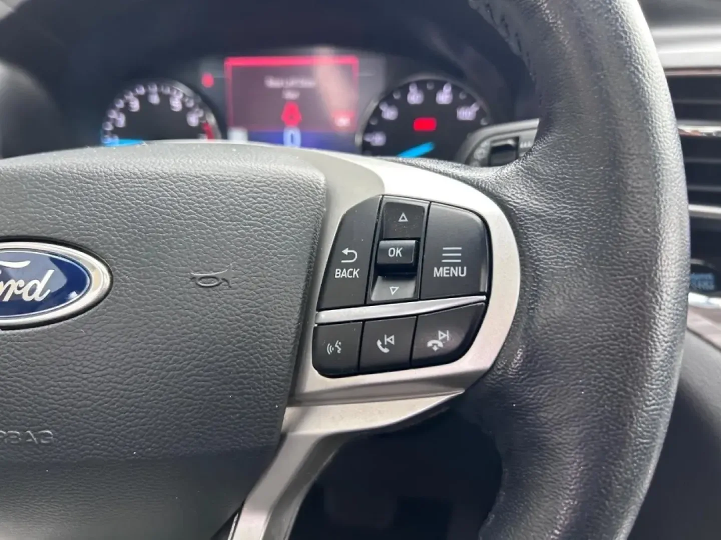 2022 /Ebony Leather Ford Explorer Limited (1FMSK8FH1NG) with an 2.3L EcoBoost I-4 engine, located at 141 Commercial Dr, Fredericktown, MO, 63645, (573) 783-6432, 37.570087, -90.320648 - **Explore New Horizons with the 2022 Ford Explorer Limited - Your Ultimate Family Adventure Awaits!**<br /> <br /> If you're looking for an SUV that perfectly fits your active lifestyle, then the 2022 Ford Explorer Limited is your ideal match. Designed for those who crave adventure without sacrifici - Photo#16
