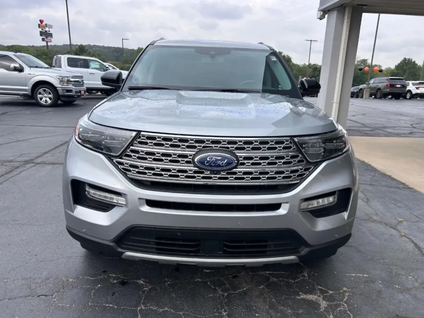 2022 /Ebony Leather Ford Explorer Limited (1FMSK8FH1NG) with an 2.3L EcoBoost I-4 engine, located at 141 Commercial Dr, Fredericktown, MO, 63645, (573) 783-6432, 37.570087, -90.320648 - **Explore New Horizons with the 2022 Ford Explorer Limited - Your Ultimate Family Adventure Awaits!**<br /> <br /> If you're looking for an SUV that perfectly fits your active lifestyle, then the 2022 Ford Explorer Limited is your ideal match. Designed for those who crave adventure without sacrifici - Photo#8