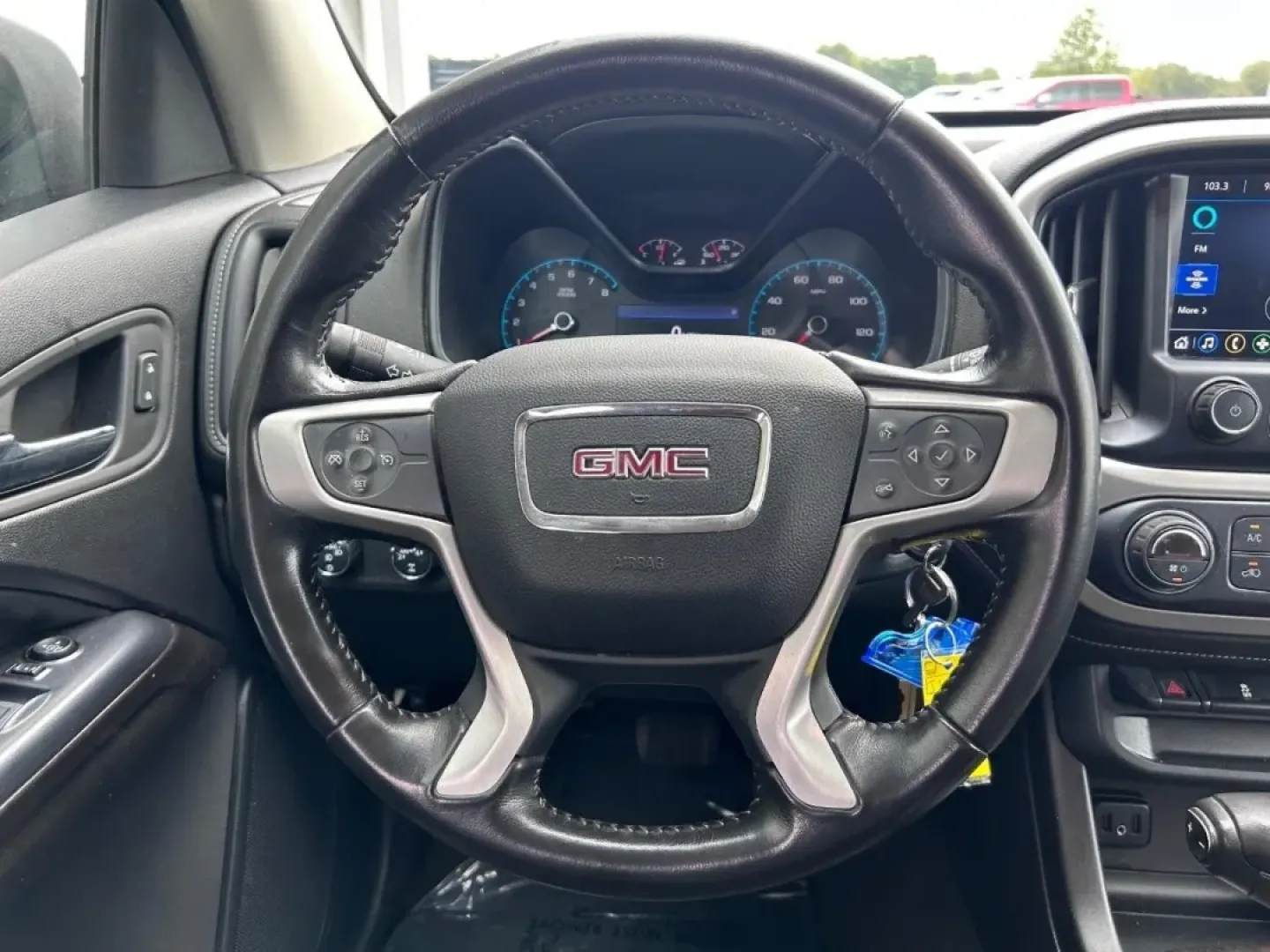 2020 /Jet Black Cloth GMC Canyon SLE1 (1GTG6CEN2L1) with an 3.6L DI DOHC V6 VVT engine, located at 141 Commercial Dr, Fredericktown, MO, 63645, (573) 783-6432, 37.570087, -90.320648 - Discover your next adventure with the 2020 GMC Canyon 4WD SLE Crew Cab, a truck that seamlessly combines rugged utility with modern comfort. Whether you're a weekend warrior seeking outdoor thrills or a commuter needing dependable transportation, this vehicle is designed to elevate your lifestyle. A - Photo#10