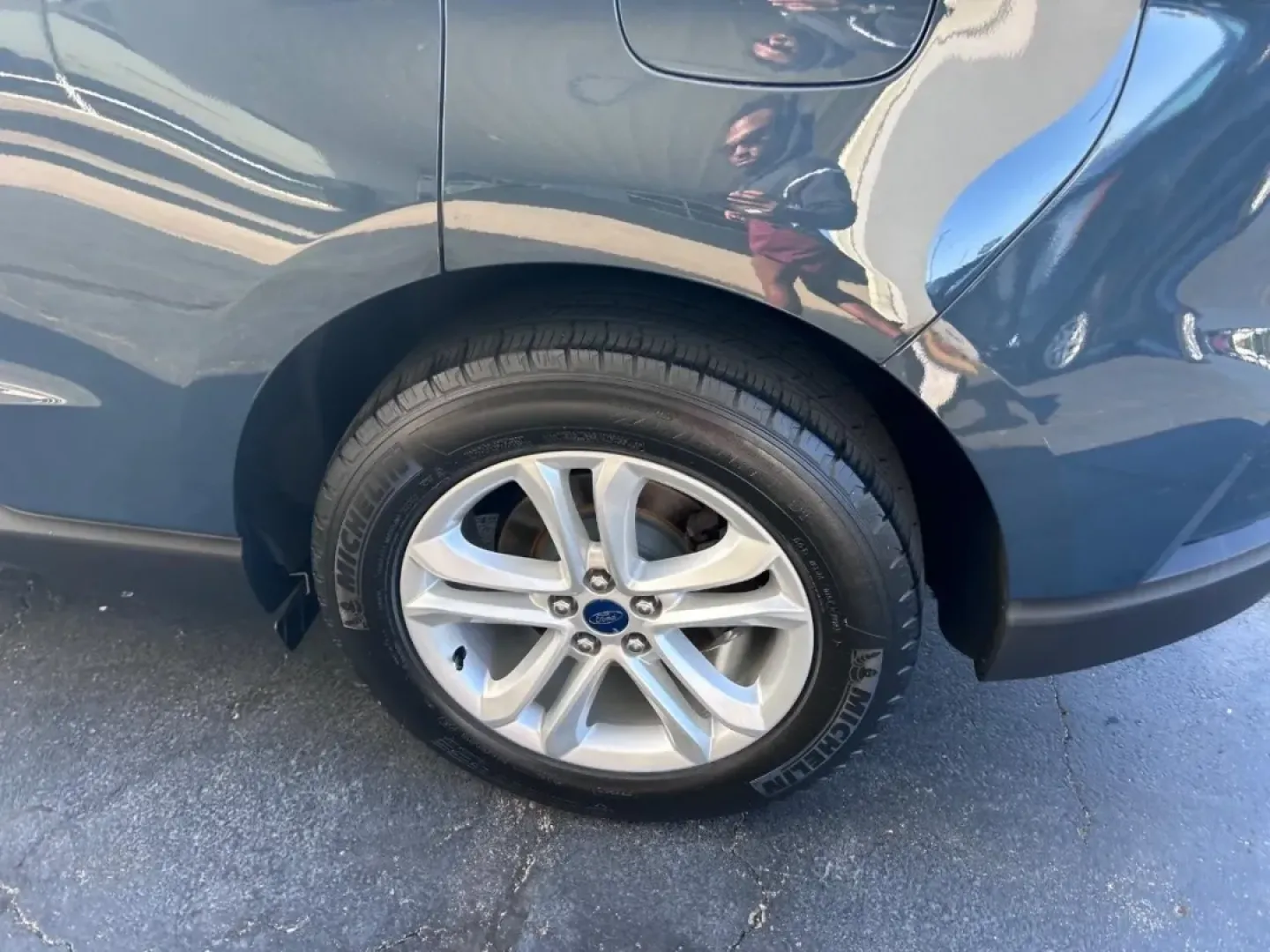 2019 /Dune Leather Ford Edge SEL (2FMPK4J9XKB) with an Twin-Scroll 2.0L EcoBoost engine, Automatic transmission, located at 141 Commercial Dr, Fredericktown, MO, 63645, (573) 783-6432, 37.570087, -90.320648 - **Discover Your Next Adventure with the 2019 Ford Edge AWD SEL at Pettus Ford Fredericktown!**<br /> <br /> Are you searching for the perfect vehicle to take your family on weekend adventures while also providing comfort for your daily commute? Look no further than this stunning 2019 Ford Edge AWD S - Photo#5