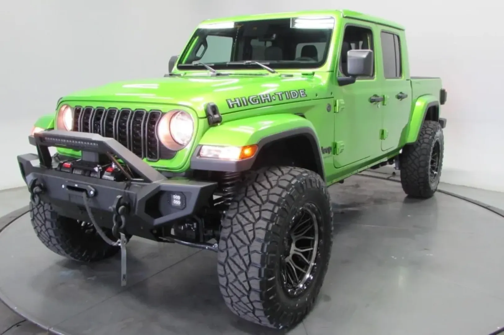 2025 /Black Jeep Gladiator Sport HIGH TIDE (1C6PJTAGXSL) with an Other engine, Automatic transmission, located at 12830 Highway 21, De Soto, MO, 63020, (636) 337-7777, 38.153099, -90.573624 - **Conquer Any Terrain with the 2025 Jeep Gladiator: Your Adventure Awaits!**<br /> <br /> Are you ready to elevate your lifestyle with a vehicle that embodies both rugged capability and everyday versatility? The 2025 Jeep Gladiator is the ultimate truck for those who crave adventure while enjoying t - Photo#3
