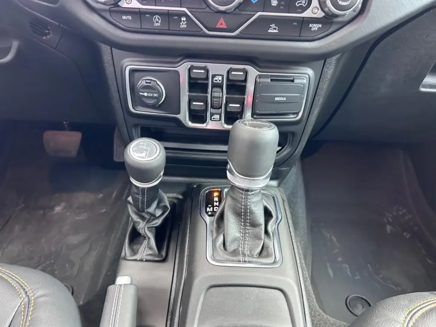 2025 /Black Leather Jeep Gladiator Sport Texas Trail (1C6PJTAG2SL) with an 3.6L V6 24V VVT UPG I engine, Automatic transmission, located at 970 Woodlawn Dr., Farmington, MO, 63640, (573) 431-7800, 37.825642, -90.468674 - **Adventure Awaits: Discover Your 2025 Jeep Gladiator at Pettus CDJR Farmington!**<br /> <br /> Are you ready to elevate your outdoor adventures or conquer your daily commute with style and confidence? Look no further! The 2025 Jeep Gladiator, available now at Pettus CDJR Farmington, is the perfect - Photo#15
