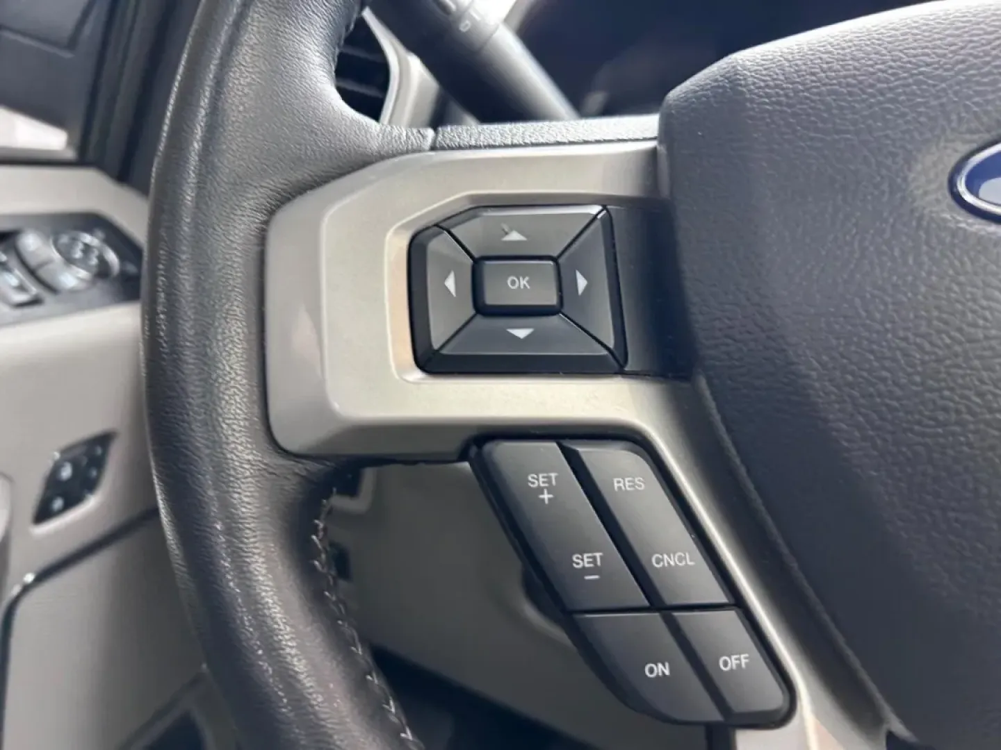 2020 /Dark Earth Gray Leather Ford F-150 Lariat (1FTEW1E51LK) with an 5.0L engine, located at 141 Commercial Dr, Fredericktown, MO, 63645, (573) 783-6432, 37.570087, -90.320648 - **Adventure Awaits with This 2020 Ford F-150 - Your Ultimate Truck Companion!**<br /> <br /> Are you ready to elevate your lifestyle with a powerful truck that promises both capability and comfort? Look no further than this stunning 2020 Ford F-150, now available at Pettus Ford Fredericktown. Whethe - Photo#10