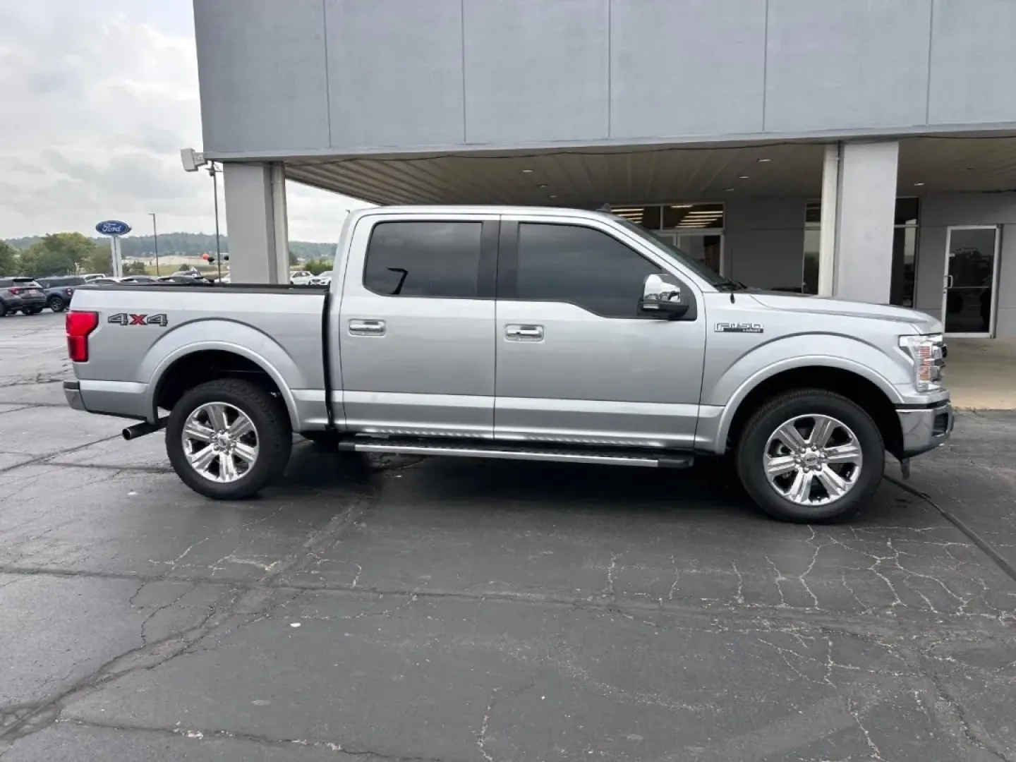 2020 /Dark Earth Gray Leather Ford F-150 Lariat (1FTEW1E51LK) with an 5.0L engine, located at 141 Commercial Dr, Fredericktown, MO, 63645, (573) 783-6432, 37.570087, -90.320648 - **Adventure Awaits with This 2020 Ford F-150 - Your Ultimate Truck Companion!**<br /> <br /> Are you ready to elevate your lifestyle with a powerful truck that promises both capability and comfort? Look no further than this stunning 2020 Ford F-150, now available at Pettus Ford Fredericktown. Whethe - Photo#1