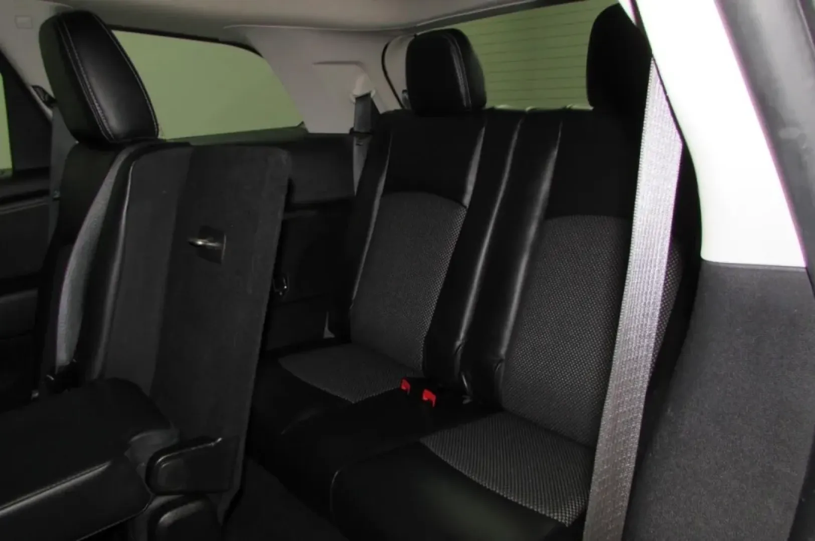 2020 /Black Dodge Journey Crossroad (3C4PDCGB9LT) with an Other engine, Automatic transmission, located at 12836 Highway 21, De Soto, MO, 63020, (636) 337-7777, 38.151867, -90.575615 - Are you searching for the perfect vehicle to elevate your next family road trip or weekend adventure? Look no further than this stunning 2020 Dodge Journey Crossroad, now available at Pettus Ford De Soto. Located conveniently at 12836 Missouri Hwy 21, De Soto, MO 63020, our OEM dealership specialize - Photo#25