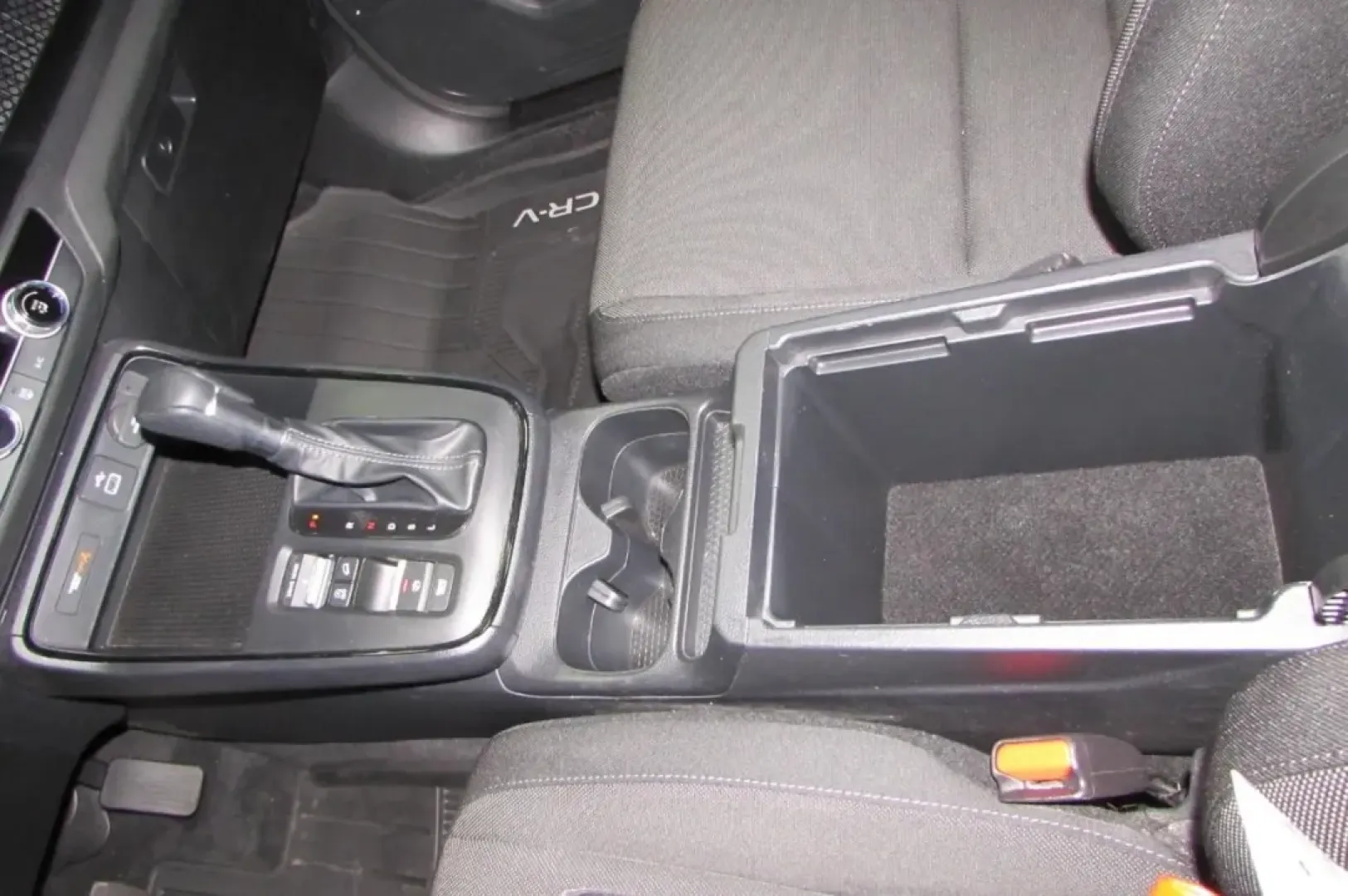 2024 Honda CR-V LX (7FARS4H27RE) with an Other engine, Automatic transmission, located at 12836 Highway 21, De Soto, MO, 63020, (636) 337-7777, 38.151867, -90.575615 - **Explore the Open Road with the 2024 Honda CR-V LX Perfect for Your Adventurous Lifestyle!**<br /> <br /> If you're looking for a versatile and reliable vehicle that seamlessly transitions from city driving to weekend getaways, the 2024 Honda CR-V LX is the ideal companion. This spacious SUV is de - Photo#24