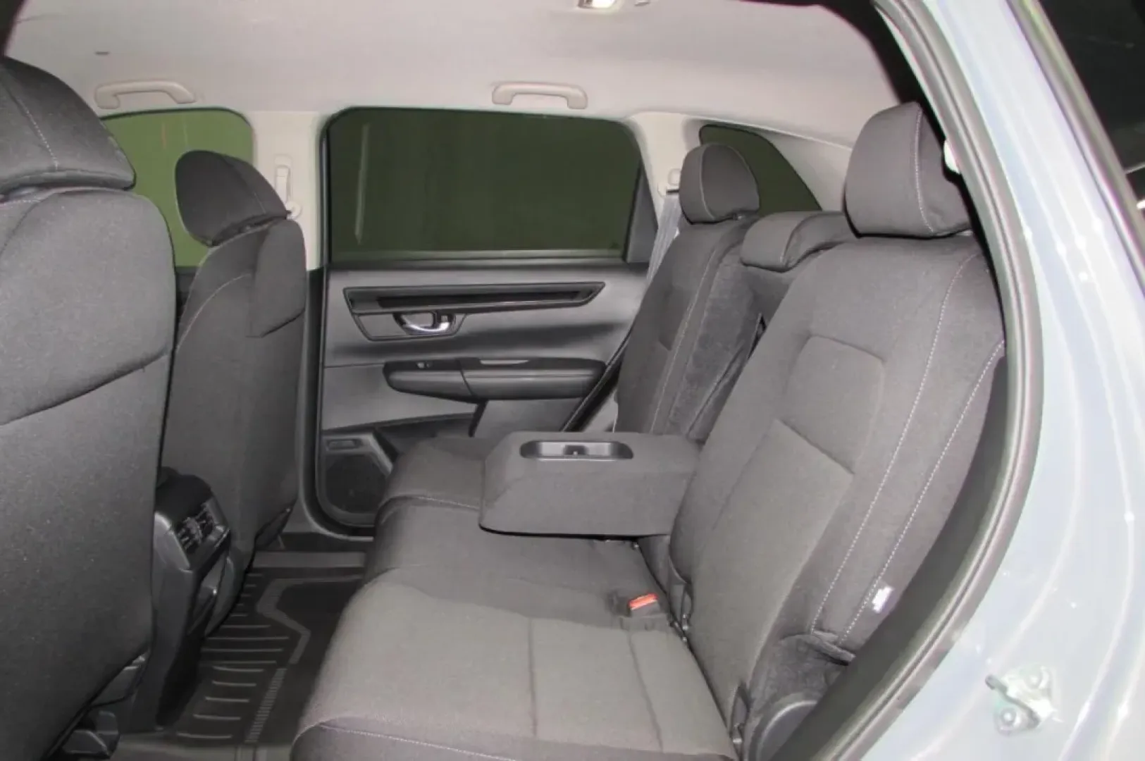 2024 Honda CR-V LX (7FARS4H27RE) with an Other engine, Automatic transmission, located at 12836 Highway 21, De Soto, MO, 63020, (636) 337-7777, 38.151867, -90.575615 - **Explore the Open Road with the 2024 Honda CR-V LX Perfect for Your Adventurous Lifestyle!**<br /> <br /> If you're looking for a versatile and reliable vehicle that seamlessly transitions from city driving to weekend getaways, the 2024 Honda CR-V LX is the ideal companion. This spacious SUV is de - Photo#27