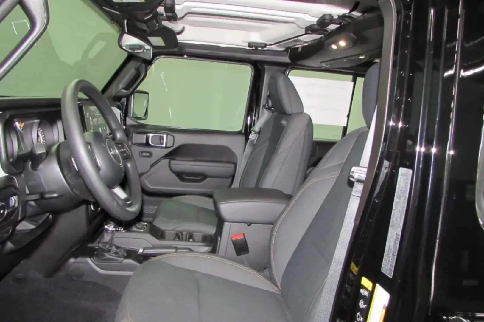 2025 /Black Jeep Wrangler Sport (1C4PJXDN3SW) with an Other engine, located at 12830 Highway 21, De Soto, MO, 63020, (636) 337-7777, 38.153099, -90.573624 - **Adventure Awaits with the 2025 Jeep Wrangler at Pettus CDJR DeSoto!** <br /> <br /> Ready to conquer the great outdoors or navigate city streets with ease? The 2025 Jeep Wrangler, now available at Pettus CDJR DeSoto, is your ultimate companion for both weekend adventures and daily commutes. This r - Photo#10