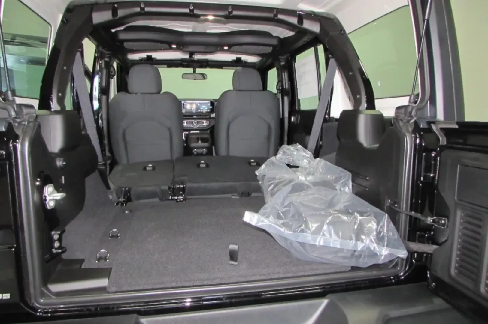 2025 /Black Jeep Wrangler Sport (1C4PJXDN3SW) with an Other engine, located at 12830 Highway 21, De Soto, MO, 63020, (636) 337-7777, 38.153099, -90.573624 - **Adventure Awaits with the 2025 Jeep Wrangler at Pettus CDJR DeSoto!** <br /> <br /> Ready to conquer the great outdoors or navigate city streets with ease? The 2025 Jeep Wrangler, now available at Pettus CDJR DeSoto, is your ultimate companion for both weekend adventures and daily commutes. This r - Photo#25