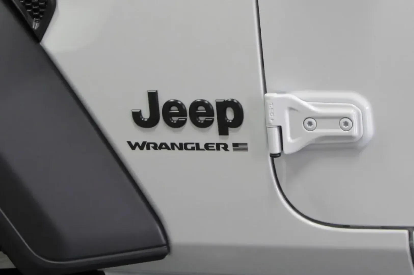 2025 /Black Jeep Wrangler Sport (1C4PJXDN5SW) with an Other engine, located at 12830 Highway 21, De Soto, MO, 63020, (636) 337-7777, 38.153099, -90.573624 - **Adventure Awaits: Discover the 2025 Jeep Wrangler at Pettus CDJR DeSoto!**<br /> <br /> Are you ready to elevate your outdoor excursions and weekend getaways? The 2025 Jeep Wrangler is designed for those who crave adventure and freedom, making it the perfect choice for thrill-seekers and family ou - Photo#9
