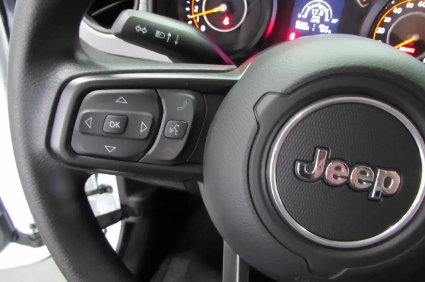 2025 /Black Jeep Wrangler Sport (1C4PJXDN5SW) with an Other engine, located at 12830 Highway 21, De Soto, MO, 63020, (636) 337-7777, 38.153099, -90.573624 - **Adventure Awaits: Discover the 2025 Jeep Wrangler at Pettus CDJR DeSoto!**<br /> <br /> Are you ready to elevate your outdoor excursions and weekend getaways? The 2025 Jeep Wrangler is designed for those who crave adventure and freedom, making it the perfect choice for thrill-seekers and family ou - Photo#15