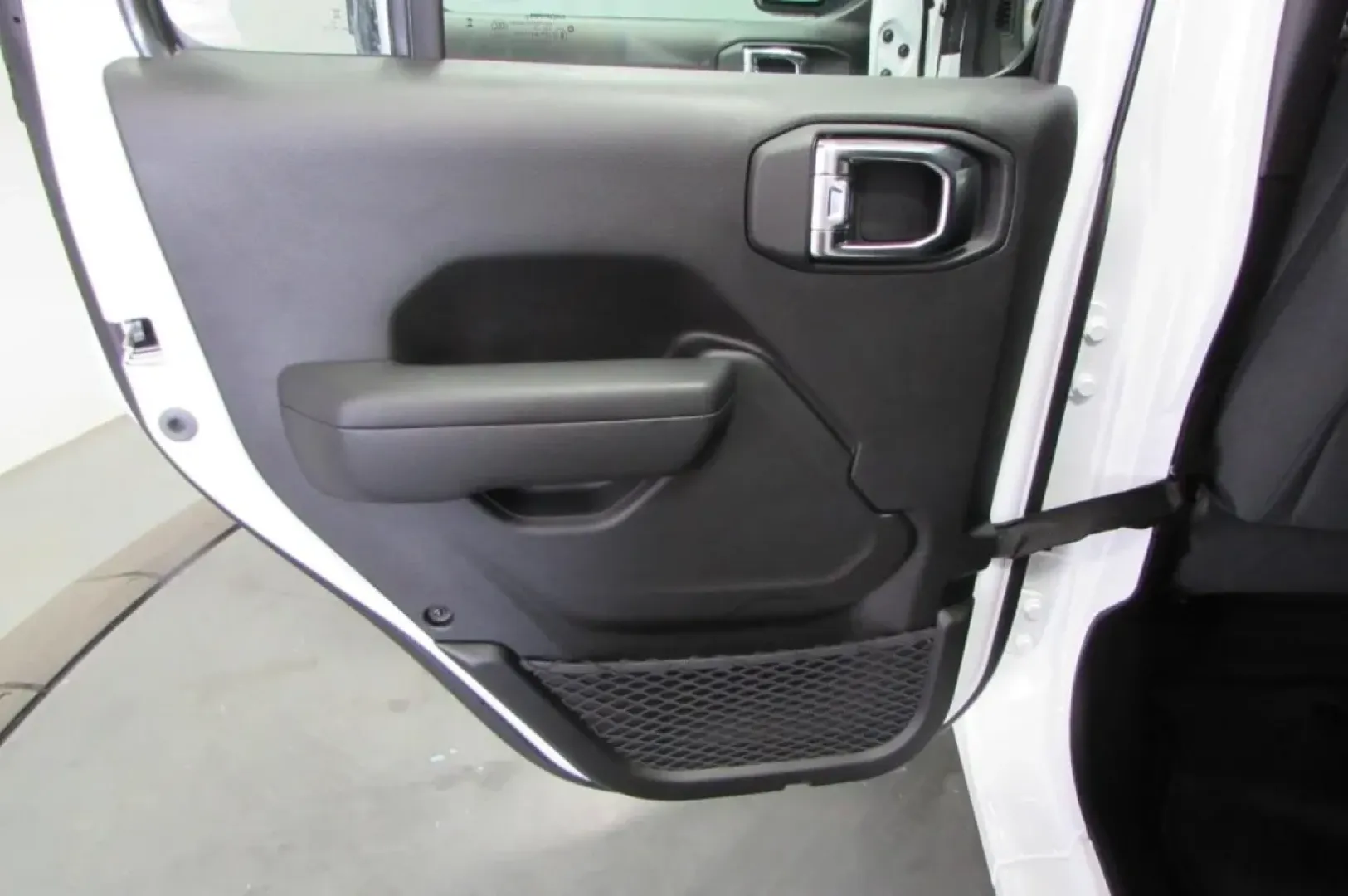 2025 /Black Jeep Wrangler Sport (1C4PJXDN5SW) with an Other engine, located at 12830 Highway 21, De Soto, MO, 63020, (636) 337-7777, 38.153099, -90.573624 - **Adventure Awaits: Discover the 2025 Jeep Wrangler at Pettus CDJR DeSoto!**<br /> <br /> Are you ready to elevate your outdoor excursions and weekend getaways? The 2025 Jeep Wrangler is designed for those who crave adventure and freedom, making it the perfect choice for thrill-seekers and family ou - Photo#23