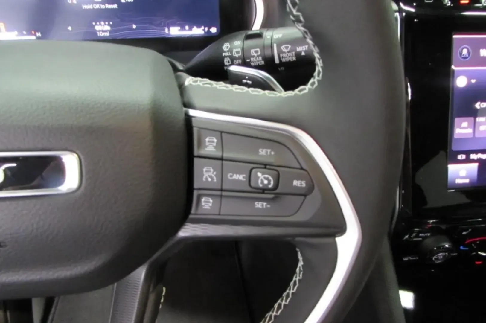 2025 /Black Jeep Grand Cherokee Laredo (1C4RJKAG4S8) with an Other engine, Automatic transmission, located at 12830 Highway 21, De Soto, MO, 63020, (636) 337-7777, 38.153099, -90.573624 - **Unleash Adventure with the 2025 Jeep Grand Cherokee at Pettus CDJR DeSoto!**<br /> <br /> Are you ready to elevate your weekend adventures and daily commutes? The 2025 Jeep Grand Cherokee is the ultimate SUV designed for those who crave both comfort and capability. With its rugged reputation and v - Photo#16