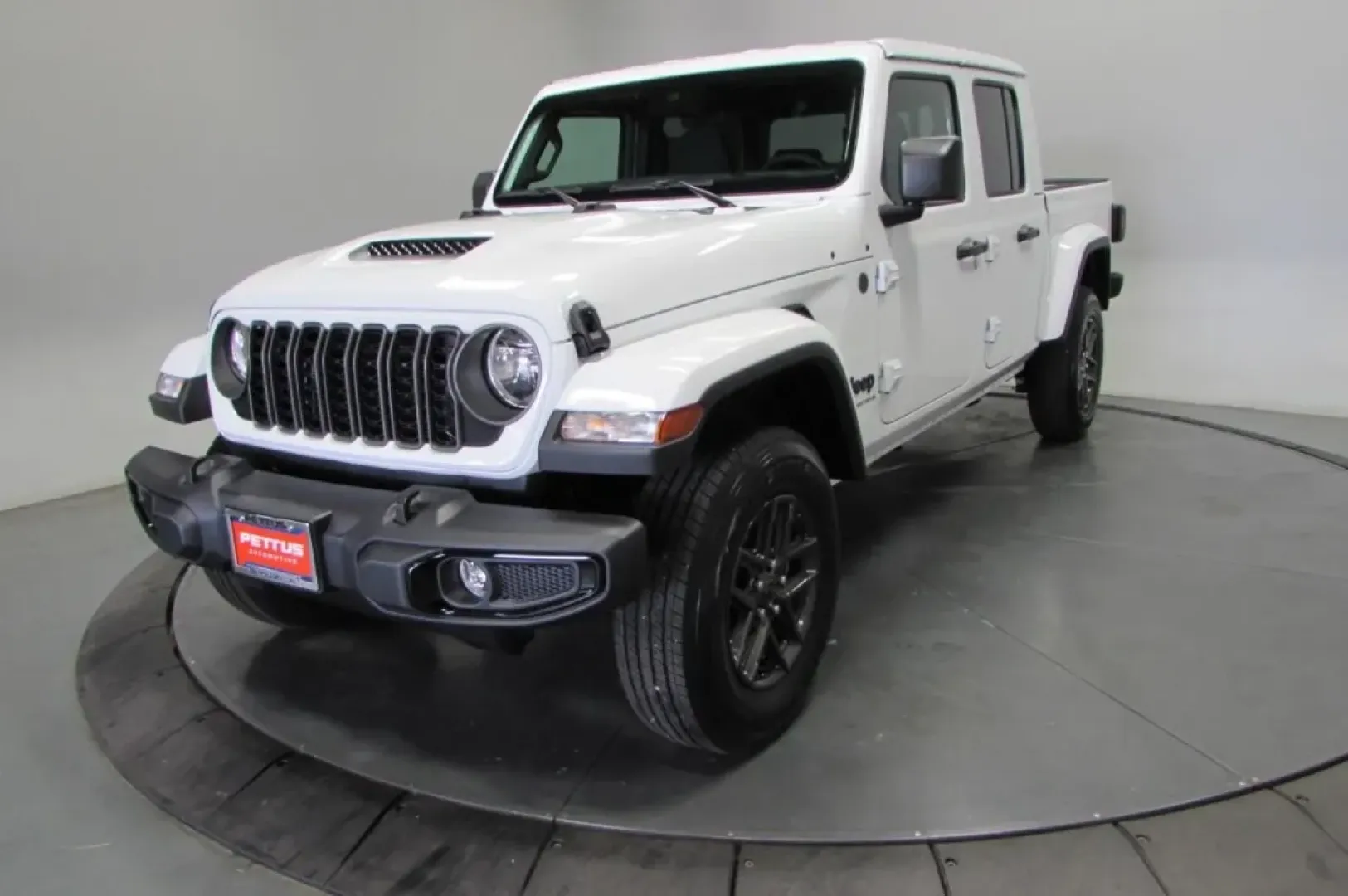 2025 /Black Jeep Gladiator Sport (1C6PJTAG6SL) with an Other engine, Automatic transmission, located at 12830 Highway 21, De Soto, MO, 63020, (636) 337-7777, 38.153099, -90.573624 - **Unleash Adventure with the 2025 Jeep Gladiator at Pettus CDJR DeSoto!**<br /> <br /> Are you an adventurer at heart, always seeking the next thrill? Whether you're planning weekend getaways to explore the scenic Ozarks or navigating the bustling streets of De Soto, MO, the 2025 Jeep Gladiator is t - Photo#2