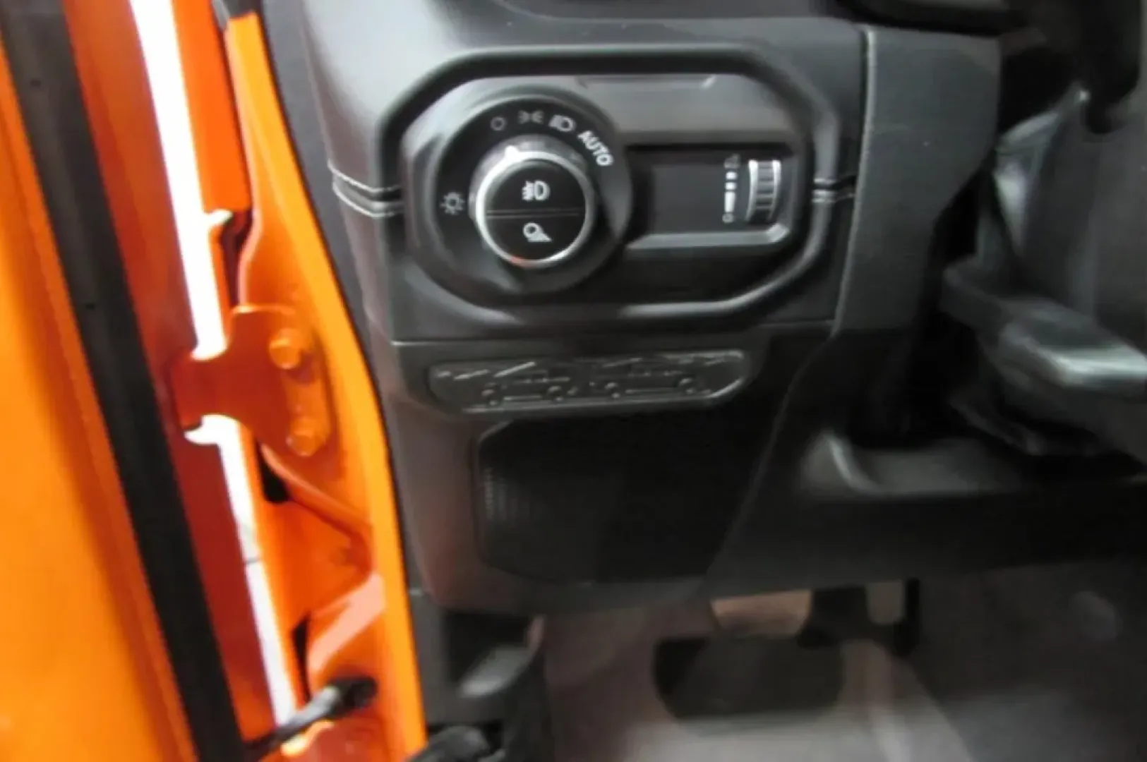 2025 /Black Jeep Gladiator (1C6PJTAG8SL) with an Other engine, Automatic transmission, located at 12830 Highway 21, De Soto, MO, 63020, (636) 337-7777, 38.153099, -90.573624 - **Embrace Adventure with the 2025 Jeep Gladiator at Pettus CDJR DeSoto!**<br /> <br /> Are you ready to elevate your weekend adventures or embark on a family road trip? The 2025 Jeep Gladiator, available now at Pettus CDJR DeSoto, is the perfect blend of rugged capability and modern comfort, making - Photo#13