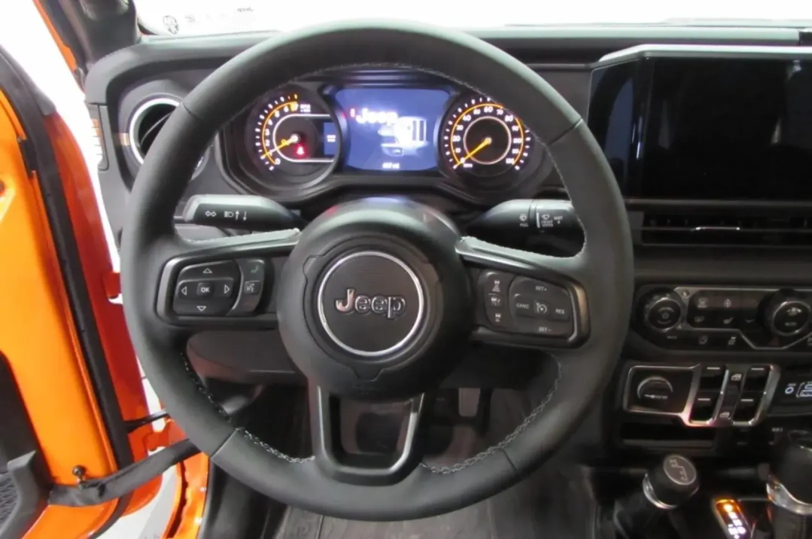 2025 /Black Jeep Gladiator (1C6PJTAG8SL) with an Other engine, Automatic transmission, located at 12830 Highway 21, De Soto, MO, 63020, (636) 337-7777, 38.153099, -90.573624 - **Embrace Adventure with the 2025 Jeep Gladiator at Pettus CDJR DeSoto!**<br /> <br /> Are you ready to elevate your weekend adventures or embark on a family road trip? The 2025 Jeep Gladiator, available now at Pettus CDJR DeSoto, is the perfect blend of rugged capability and modern comfort, making - Photo#14