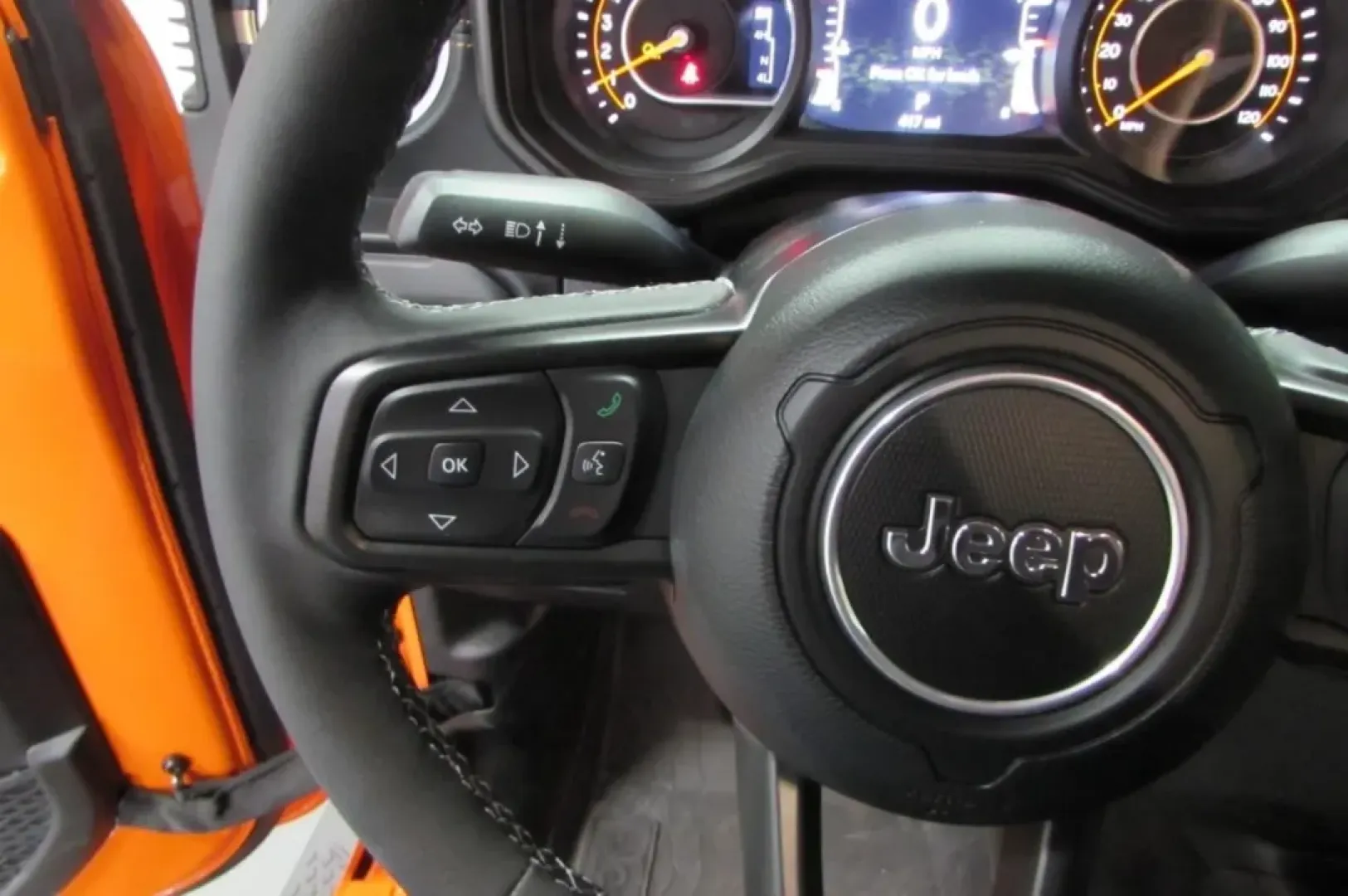 2025 /Black Jeep Gladiator (1C6PJTAG8SL) with an Other engine, Automatic transmission, located at 12830 Highway 21, De Soto, MO, 63020, (636) 337-7777, 38.153099, -90.573624 - **Embrace Adventure with the 2025 Jeep Gladiator at Pettus CDJR DeSoto!**<br /> <br /> Are you ready to elevate your weekend adventures or embark on a family road trip? The 2025 Jeep Gladiator, available now at Pettus CDJR DeSoto, is the perfect blend of rugged capability and modern comfort, making - Photo#15