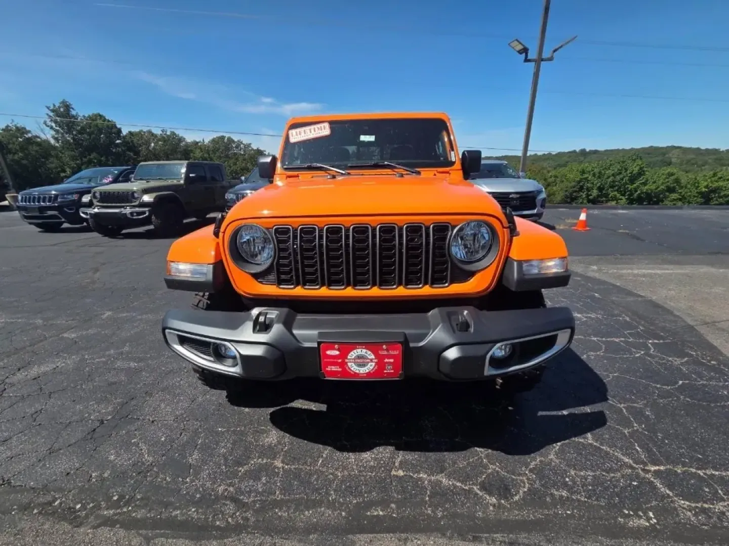 2025 /Black Jeep Gladiator (1C6PJTAG8SL) with an Other engine, Automatic transmission, located at 12830 Highway 21, De Soto, MO, 63020, (636) 337-7777, 38.153099, -90.573624 - **Embrace Adventure with the 2025 Jeep Gladiator at Pettus CDJR DeSoto!**<br /> <br /> Are you ready to elevate your weekend adventures or embark on a family road trip? The 2025 Jeep Gladiator, available now at Pettus CDJR DeSoto, is the perfect blend of rugged capability and modern comfort, making - Photo#1