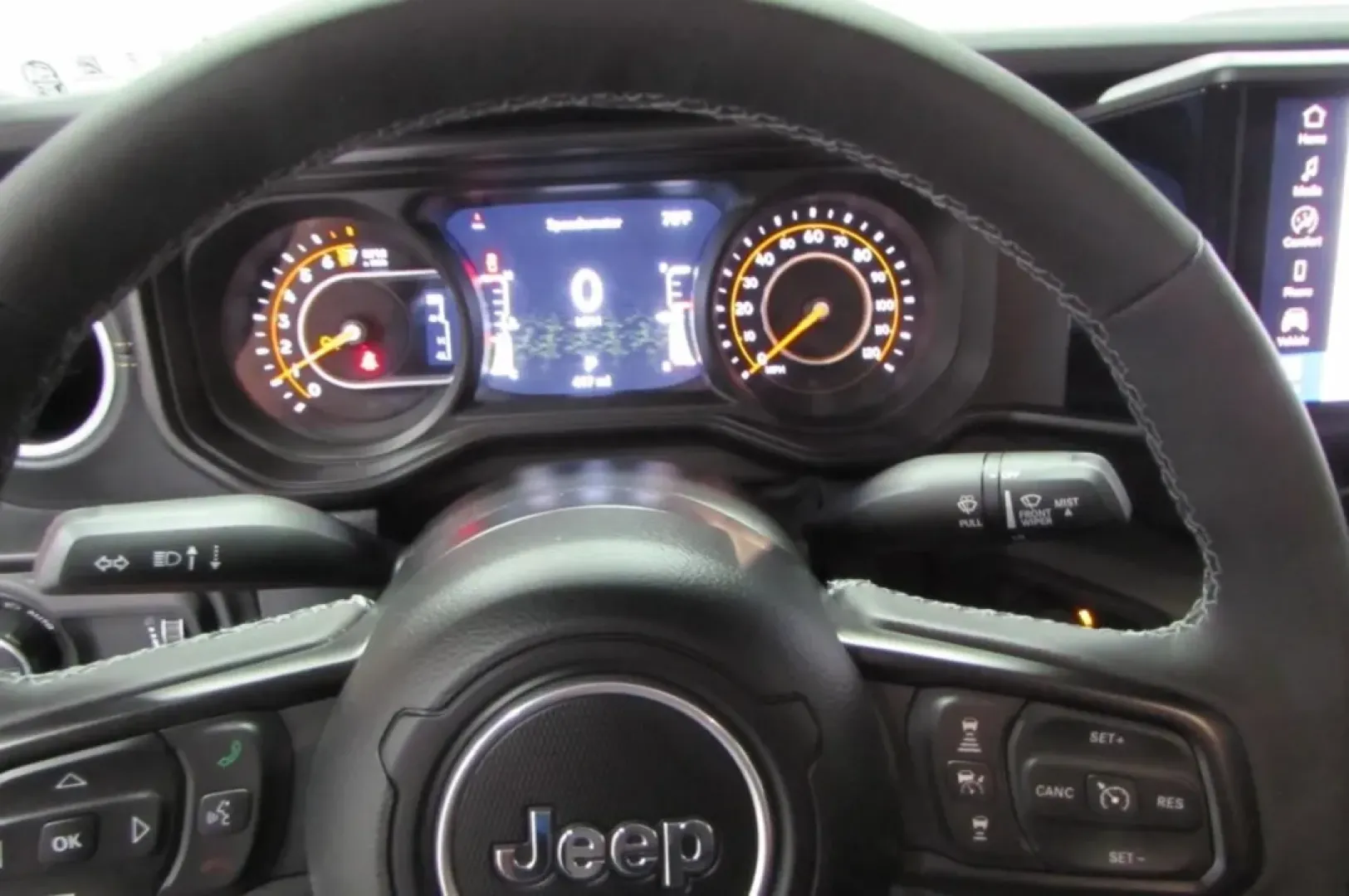2025 /Black Jeep Gladiator (1C6PJTAG8SL) with an Other engine, Automatic transmission, located at 12830 Highway 21, De Soto, MO, 63020, (636) 337-7777, 38.153099, -90.573624 - **Embrace Adventure with the 2025 Jeep Gladiator at Pettus CDJR DeSoto!**<br /> <br /> Are you ready to elevate your weekend adventures or embark on a family road trip? The 2025 Jeep Gladiator, available now at Pettus CDJR DeSoto, is the perfect blend of rugged capability and modern comfort, making - Photo#17