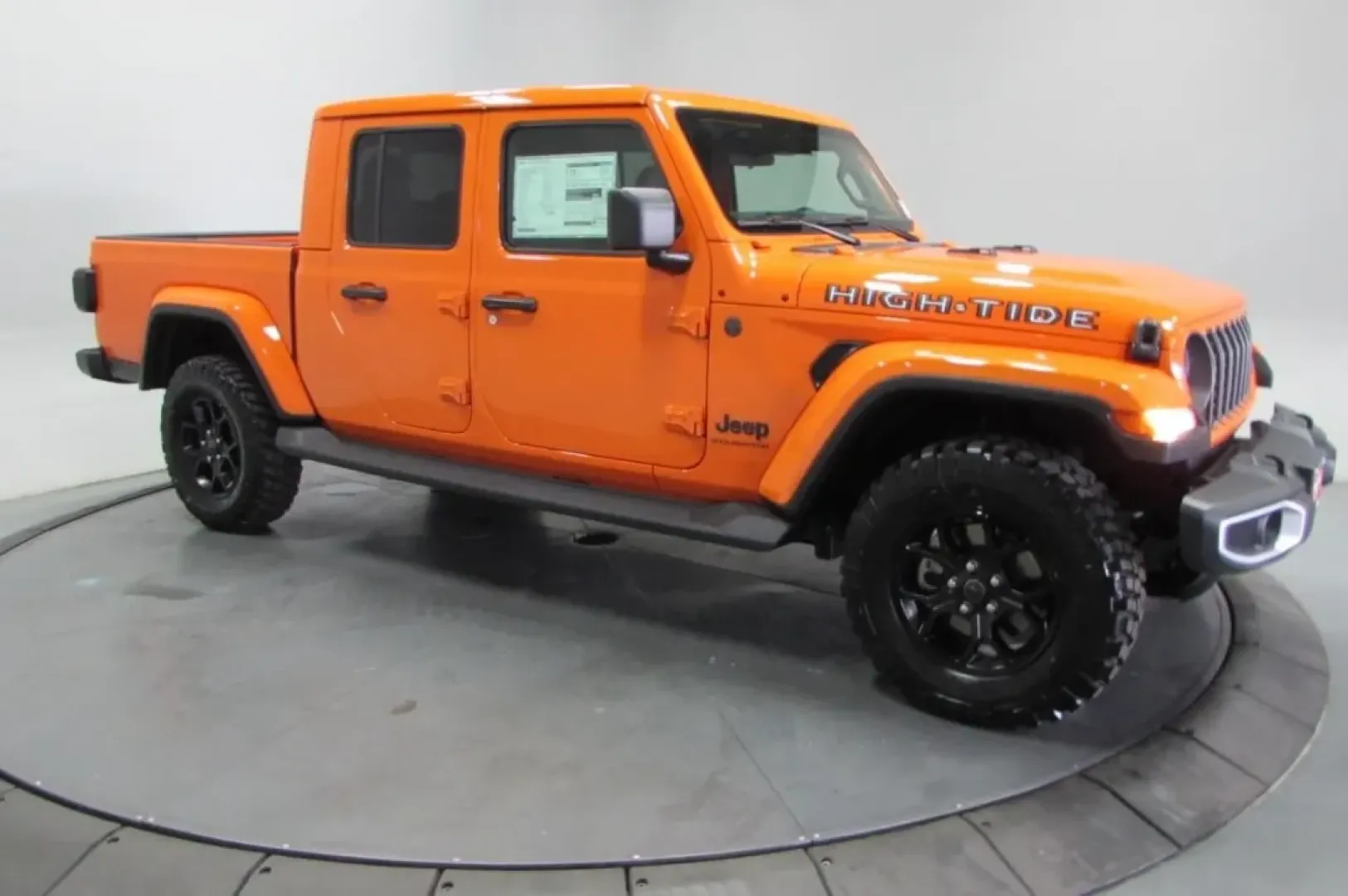 2025 /Black Jeep Gladiator (1C6PJTAG8SL) with an Other engine, Automatic transmission, located at 12830 Highway 21, De Soto, MO, 63020, (636) 337-7777, 38.153099, -90.573624 - **Embrace Adventure with the 2025 Jeep Gladiator at Pettus CDJR DeSoto!**<br /> <br /> Are you ready to elevate your weekend adventures or embark on a family road trip? The 2025 Jeep Gladiator, available now at Pettus CDJR DeSoto, is the perfect blend of rugged capability and modern comfort, making - Photo#3
