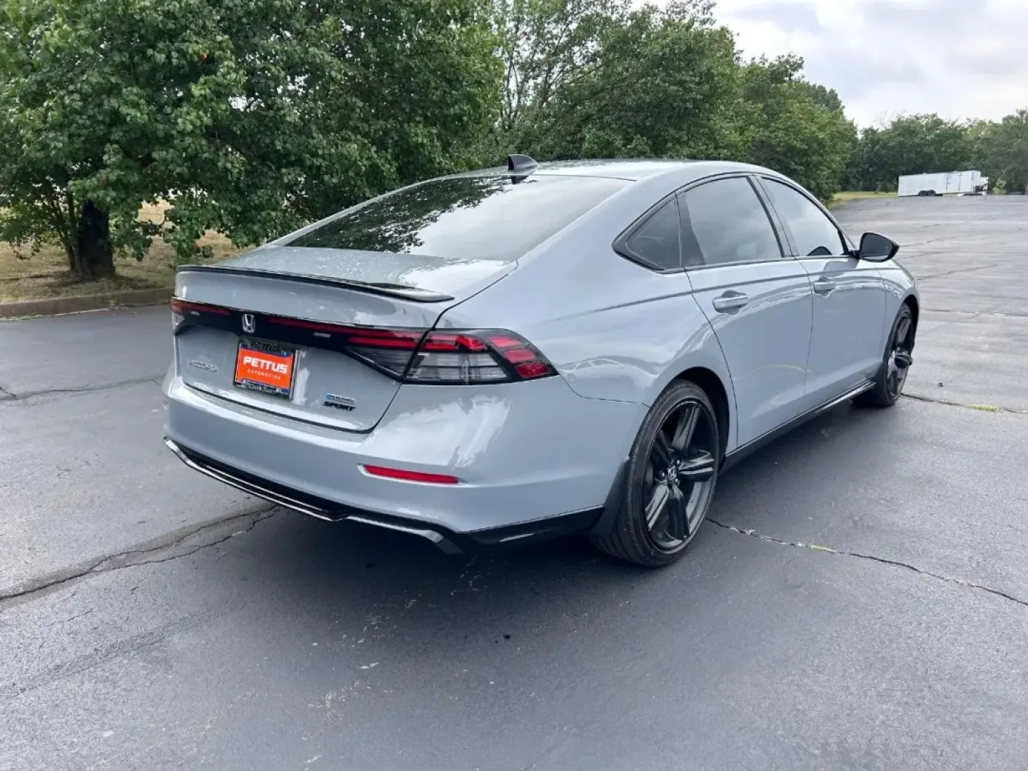 2023 /Black Leather Honda Accord Hybrid Sport-L (1HGCY2F78PA) with an 2.0L 16-Valve DOHC Dual-VTC 4-Cylinder engine, Automatic transmission, located at 970 Woodlawn Dr., Farmington, MO, 63640, (573) 431-7800, 37.825642, -90.468674 - **Discover Your Next Adventure with the 2023 Honda Accord Hybrid at Pettus CDJR Farmington!**<br /> <br /> Are you ready to elevate your daily commute or family outings without sacrificing style, comfort, or fuel efficiency? Look no further than the 2023 Honda Accord Hybrid, now available at Pettus - Photo#2
