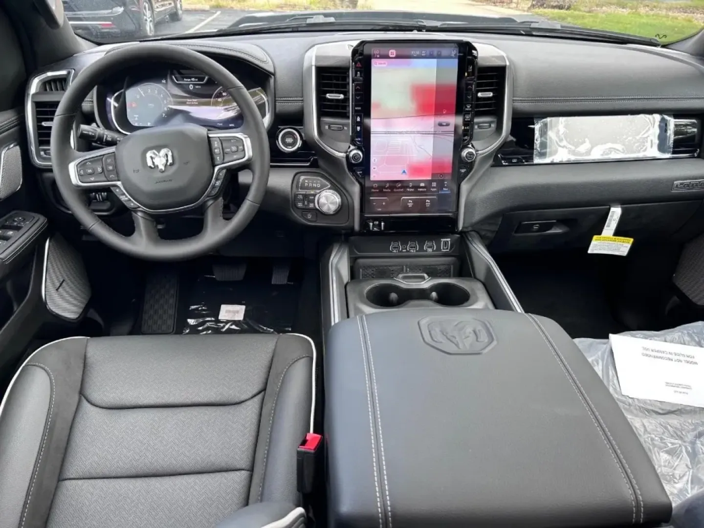 2026 /Black Leather Ram 1500 Laramie (1C6SRFJP2TN) with an 3.0L I6 Hurricane SO Twin Turbo ESS engine, Automatic transmission, located at 970 Woodlawn Dr., Farmington, MO, 63640, (573) 431-7800, 37.825642, -90.468674 - **Elevate Your Adventures with the 2026 Ram 1500 Laramie at Pettus CDJR Farmington!**<br /> <br /> Are you searching for the perfect blend of rugged capability and modern comfort? Look no further than the 2026 Ram 1500 Laramie, a truck designed for those who demand more from their vehicles-whether y - Photo#10