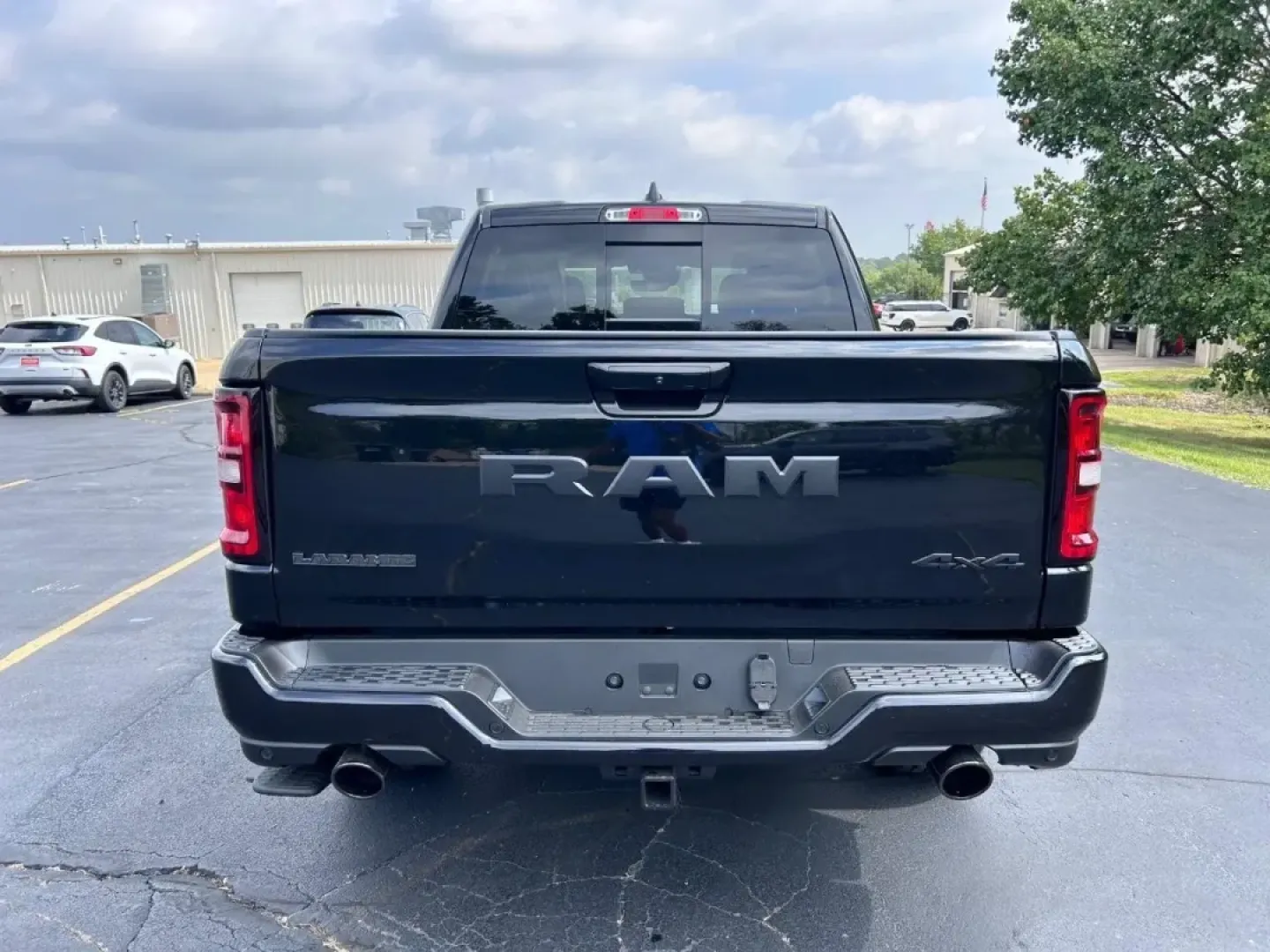2026 /Black Leather Ram 1500 Laramie (1C6SRFJP4TN) with an 3.0L I6 Hurricane SO Twin Turbo ESS engine, Automatic transmission, located at 970 Woodlawn Dr., Farmington, MO, 63640, (573) 431-7800, 37.825642, -90.468674 - ### Unleash the Adventure: 2026 Ram 1500 Laramie at Pettus CDJR Farmington<br /> <br /> Are you ready to elevate your driving experience and embrace the thrill of adventure? Whether you're hauling gear for family road trips, tackling weekend projects, or cruising around Farmington, MO, the 2026 Ram - Photo#3