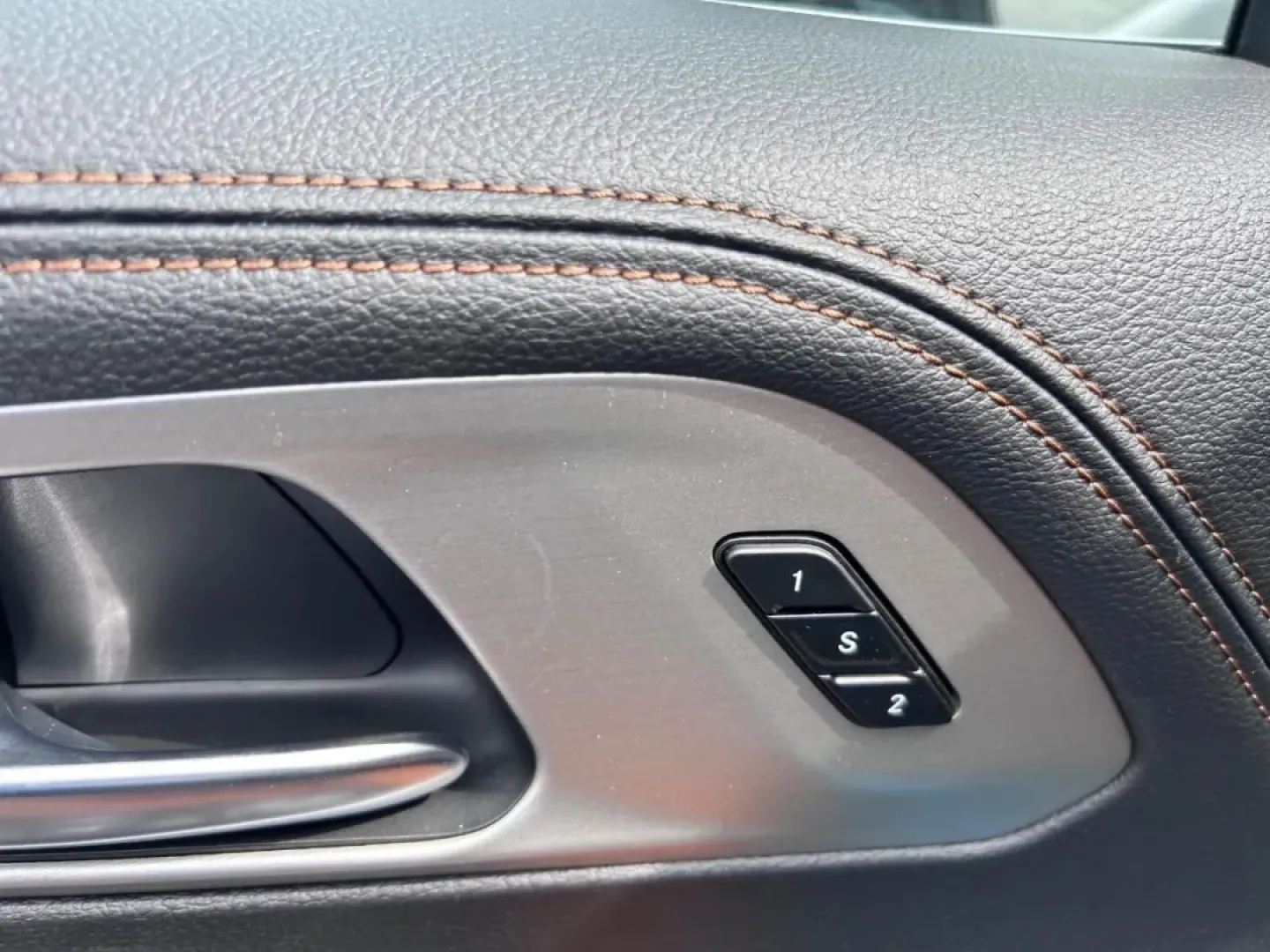 2026 /Sepia/Black Leather Chrysler Pacifica Pinnacle (2C4RC1PG0TR) with an 3.6L V6 24V VVT UPG I engine, Automatic transmission, located at 970 Woodlawn Dr., Farmington, MO, 63640, (573) 431-7800, 37.825642, -90.468674 - **Elevate Your Family Adventures with the 2026 Chrysler Pacifica Pinnacle at Pettus CDJR Farmington!**<br /> <br /> Are you searching for the perfect vehicle to enhance your family's journey? Look no further! The 2026 Chrysler Pacifica Pinnacle is designed for families on the go, offering a blend of - Photo#21