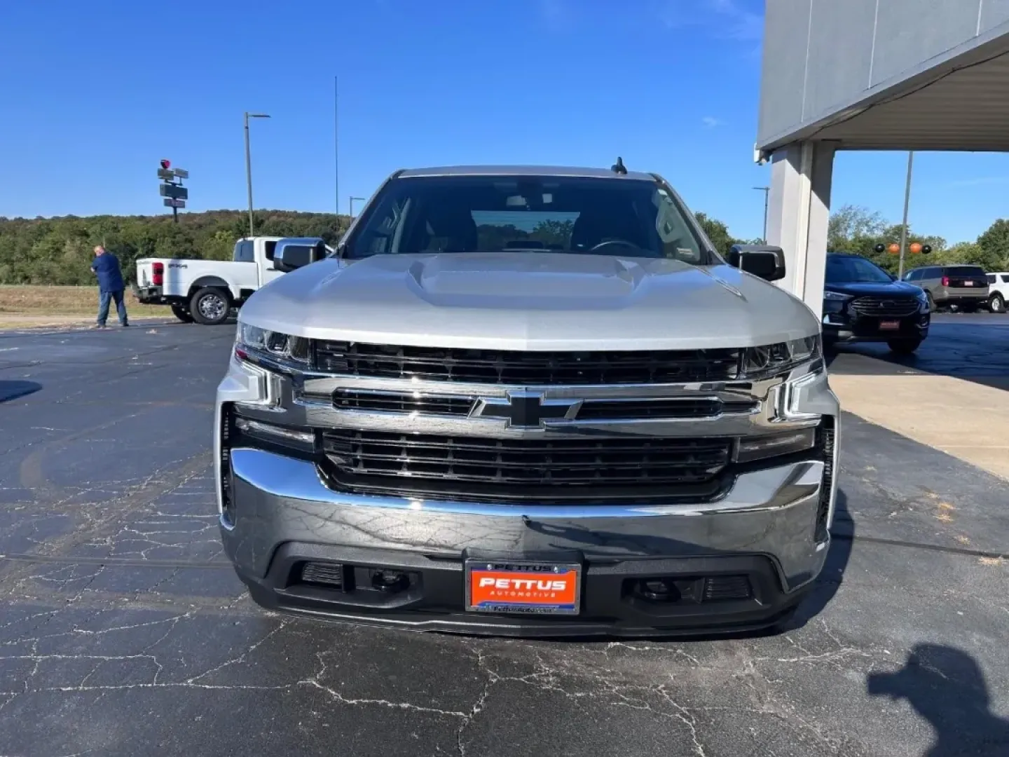 2021 /Jet Black Cloth Chevrolet Silverado 1500 LT LT1 (3GCUYDED7MG) with an 5.3L engine, located at 141 Commercial Dr, Fredericktown, MO, 63645, (573) 783-6432, 37.570087, -90.320648 - Are you ready to elevate your adventures and enhance your daily life? Look no further than this stunning 2021 Chevrolet Silverado 1500 4WD LT Crew Cab, available now at Pettus Ford Fredericktown. Perfect for those who crave versatility, whether you're hauling equipment for work, embarking on a weeke - Photo#7