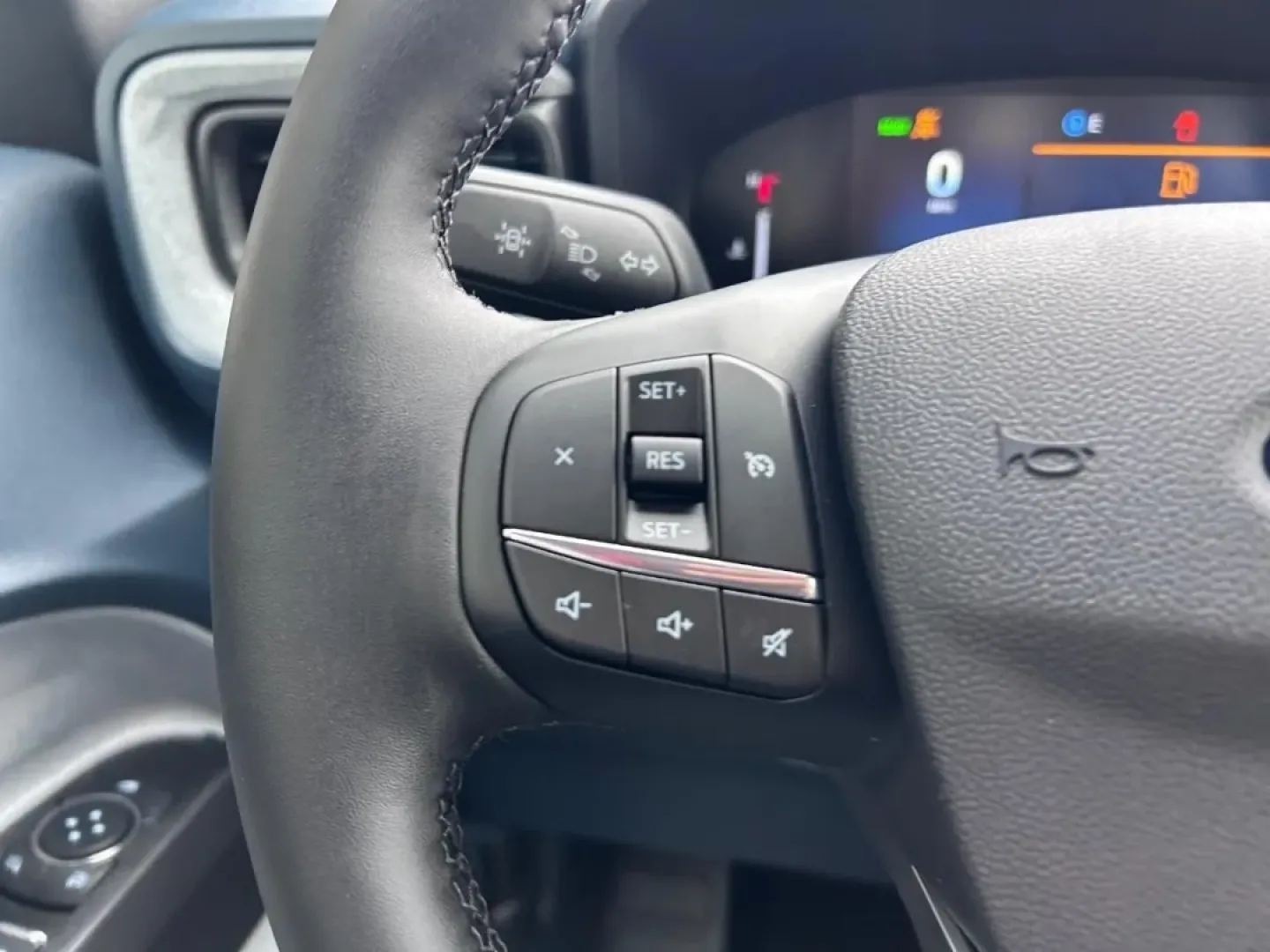 2025 /Navy Pier/Aspen Gray Cloth Ford Maverick XLT (3FTTW8H30SR) with an 2.5L Hybrid engine, Automatic transmission, located at 141 Commercial Dr, Fredericktown, MO, 63645, (573) 783-6432, 37.570087, -90.320648 - Are you ready to elevate your lifestyle with a versatile vehicle that meets all your needs? Look no further than the 2025 Ford Maverick XLT, now available at Pettus Ford Fredericktown! This stunning truck is perfect for both urban commuting and weekend adventures, offering a unique blend of efficien - Photo#11