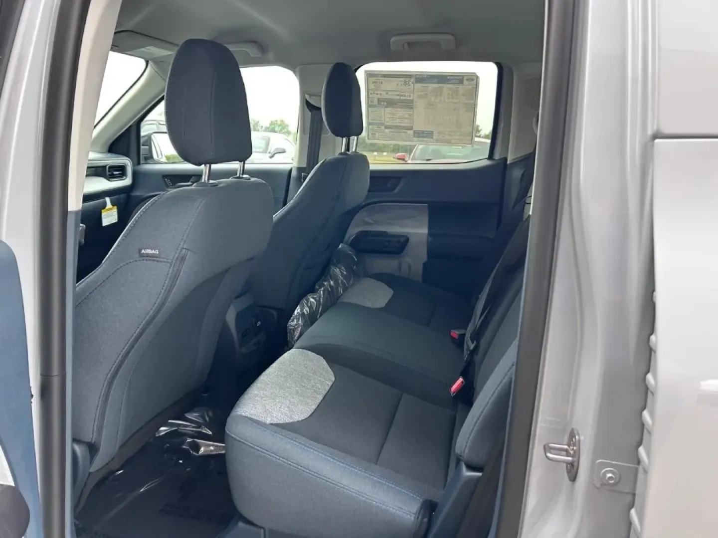 2025 /Navy Pier/Aspen Gray Cloth Ford Maverick XLT (3FTTW8H30SR) with an 2.5L Hybrid engine, Automatic transmission, located at 141 Commercial Dr, Fredericktown, MO, 63645, (573) 783-6432, 37.570087, -90.320648 - Are you ready to elevate your lifestyle with a versatile vehicle that meets all your needs? Look no further than the 2025 Ford Maverick XLT, now available at Pettus Ford Fredericktown! This stunning truck is perfect for both urban commuting and weekend adventures, offering a unique blend of efficien - Photo#8