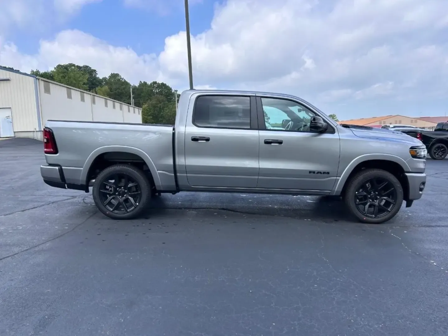 2026 /Black Leather Ram 1500 Laramie (1C6SRFJP1TN) with an 3.0L I6 Hurricane SO Twin Turbo ESS engine, Automatic transmission, located at 970 Woodlawn Dr., Farmington, MO, 63640, (573) 431-7800, 37.825642, -90.468674 - **Elevate Your Adventures with the 2026 Ram 1500 Laramie - Your Ideal Truck for Every Journey!**<br /> <br /> Are you ready to take your weekend getaways, daily commutes, or family outings to a whole new level? The 2026 Ram 1500 Laramie is the perfect companion for those who crave adventure without - Photo#1