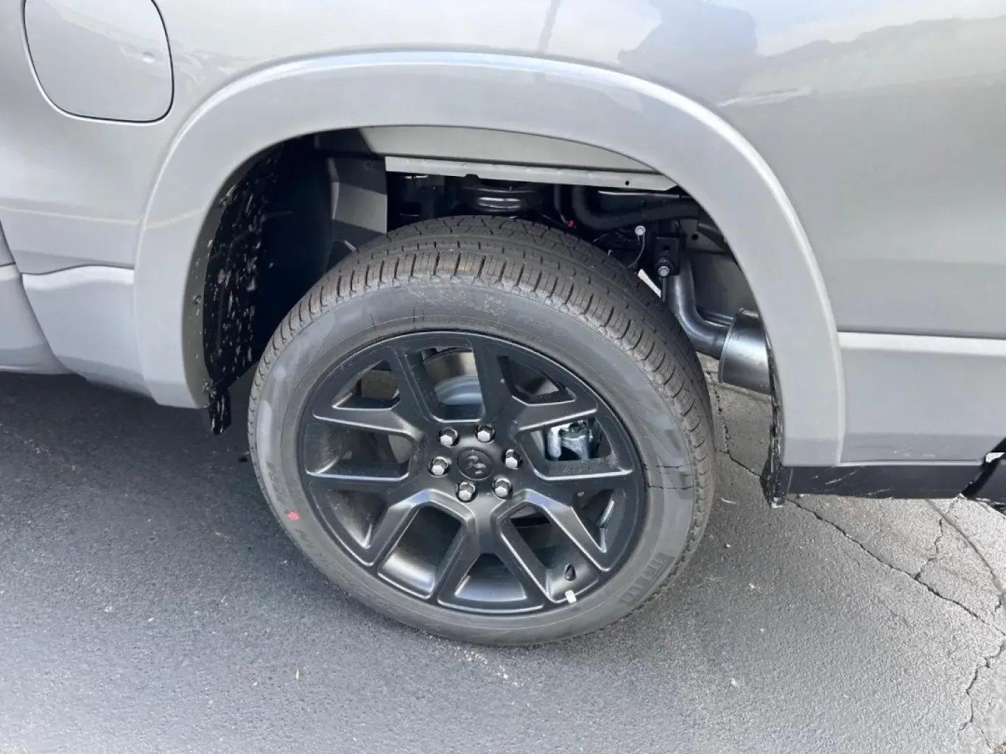 2026 /Black Leather Ram 1500 Laramie (1C6SRFJP1TN) with an 3.0L I6 Hurricane SO Twin Turbo ESS engine, Automatic transmission, located at 970 Woodlawn Dr., Farmington, MO, 63640, (573) 431-7800, 37.825642, -90.468674 - **Elevate Your Adventures with the 2026 Ram 1500 Laramie - Your Ideal Truck for Every Journey!**<br /> <br /> Are you ready to take your weekend getaways, daily commutes, or family outings to a whole new level? The 2026 Ram 1500 Laramie is the perfect companion for those who crave adventure without - Photo#5