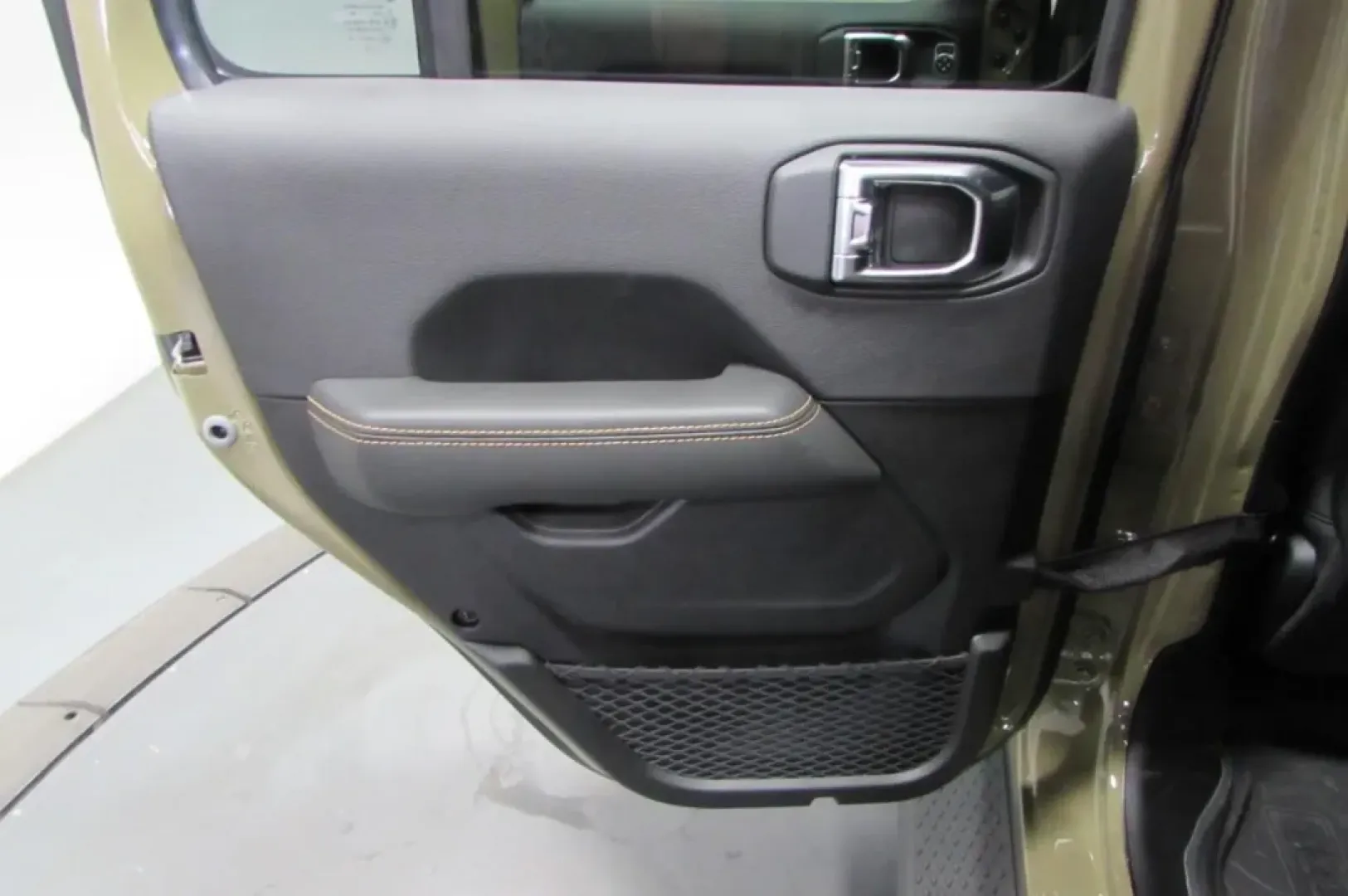 2025 /Black Jeep Gladiator (1C6PJTAG3SL) with an Other engine, Automatic transmission, located at 12830 Highway 21, De Soto, MO, 63020, (636) 337-7777, 38.153099, -90.573624 - **Elevate Your Adventures with a 2025 Jeep Gladiator!**<br /> <br /> If you're seeking a vehicle that enhances your outdoor lifestyle and weekend adventures, look no further than the 2025 Jeep Gladiator available now at Pettus CDJR DeSoto. This rugged and versatile truck is perfect for those who cra - Photo#22