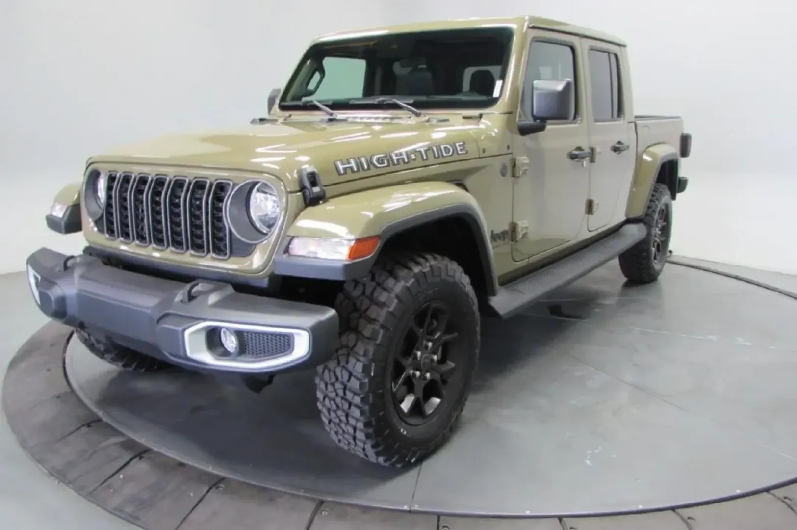 2025 /Black Jeep Gladiator (1C6PJTAG3SL) with an Other engine, Automatic transmission, located at 12830 Highway 21, De Soto, MO, 63020, (636) 337-7777, 38.153099, -90.573624 - **Elevate Your Adventures with a 2025 Jeep Gladiator!**<br /> <br /> If you're seeking a vehicle that enhances your outdoor lifestyle and weekend adventures, look no further than the 2025 Jeep Gladiator available now at Pettus CDJR DeSoto. This rugged and versatile truck is perfect for those who cra - Photo#2
