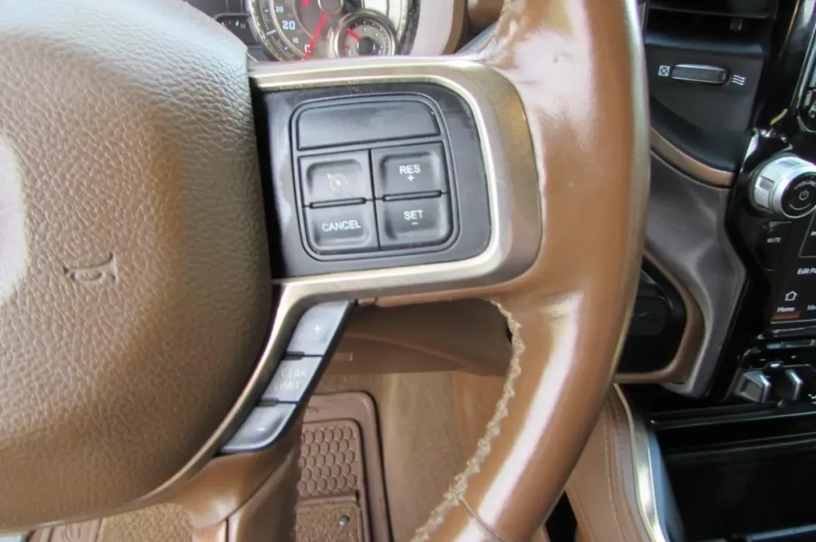 2022 /Lt Mountain Brown/Brown Ram 2500 Longhorn (3C6UR5GL9NG) with an Other engine, located at 12830 Highway 21, De Soto, MO, 63020, (636) 337-7777, 38.153099, -90.573624 - **Unleash Your Adventurous Spirit with the 2022 Ram 2500 Longhorn Crew Cab Perfect for Work and Play!**<br /> <br /> Are you ready to elevate your lifestyle? Whether you're hauling equipment for your job, embarking on a weekend camping trip, or tackling the daily commute with confidence, the 2022 R - Photo#19