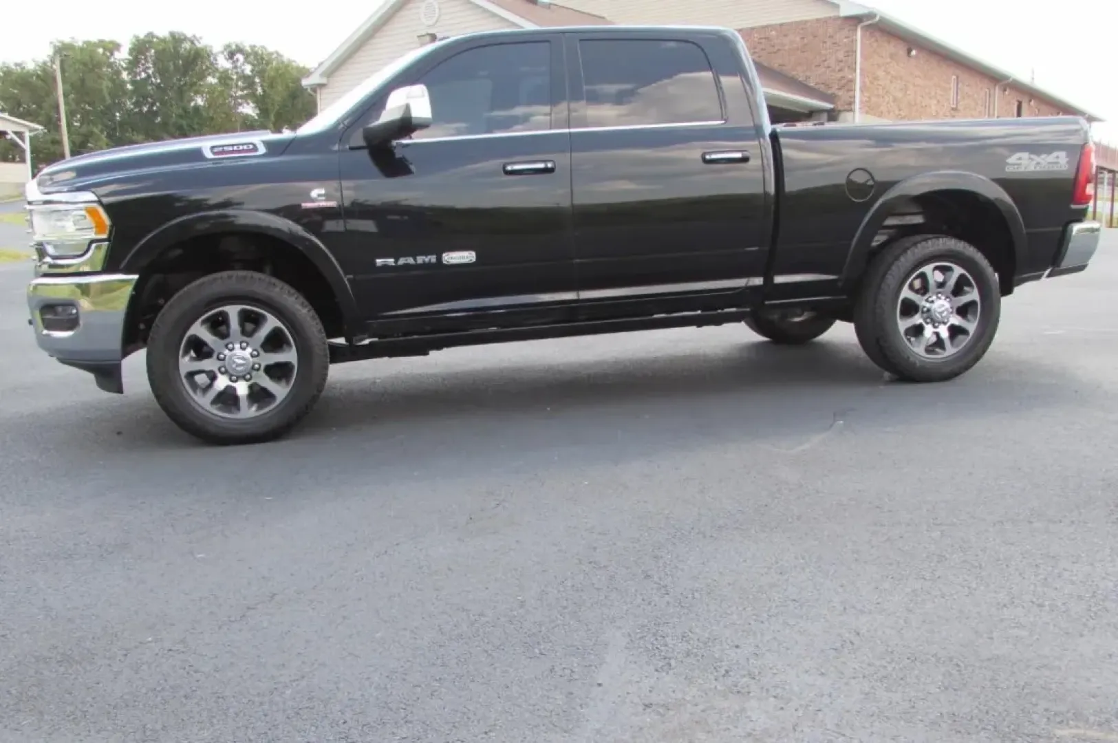 2022 /Lt Mountain Brown/Brown Ram 2500 Longhorn (3C6UR5GL9NG) with an Other engine, located at 12830 Highway 21, De Soto, MO, 63020, (636) 337-7777, 38.153099, -90.573624 - **Unleash Your Adventurous Spirit with the 2022 Ram 2500 Longhorn Crew Cab Perfect for Work and Play!**<br /> <br /> Are you ready to elevate your lifestyle? Whether you're hauling equipment for your job, embarking on a weekend camping trip, or tackling the daily commute with confidence, the 2022 R - Photo#3