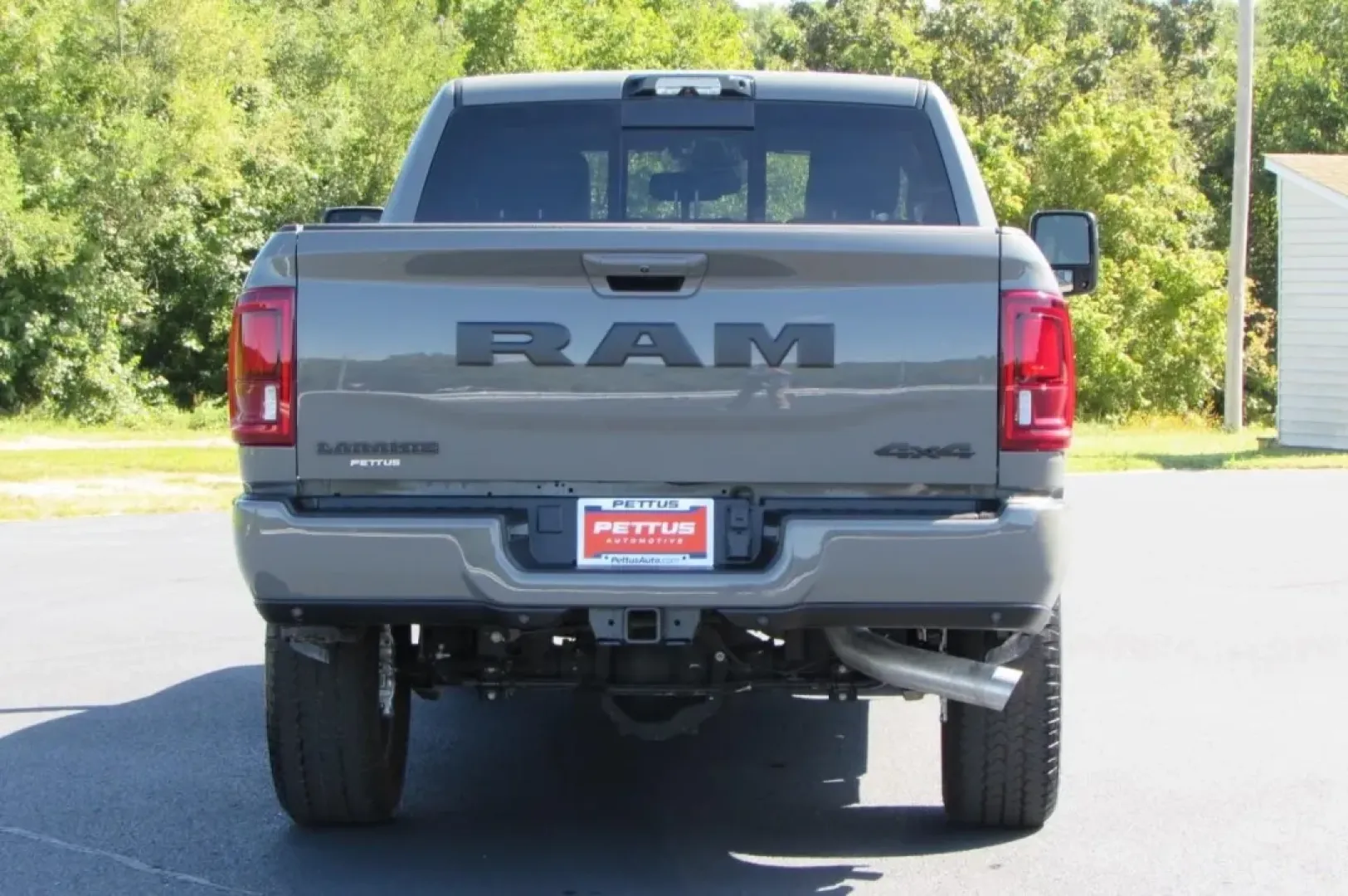 2026 /Black Ram 2500 Laramie (3C63R5FL9TG) with an Other engine, located at 12830 Highway 21, De Soto, MO, 63020, (636) 337-7777, 38.153099, -90.573624 - **Elevate Your Adventures with the 2026 Ram 2500 Laramie at Pettus CDJR DeSoto**<br /> <br /> Are you ready to embark on your next big adventure? The 2026 Ram 2500 Laramie, available at Pettus CDJR DeSoto, is the ultimate truck for those who crave power, capability, and style. Whether you're hauling - Photo#5
