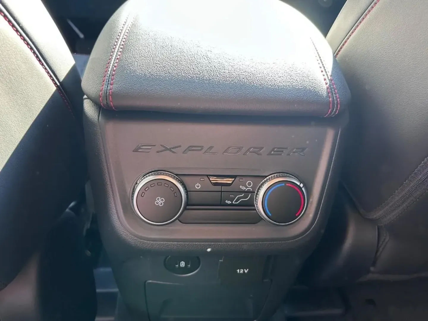2025 /Onyx Leather Ford Explorer ST-Line (1FMUK8KH8SG) with an 2.3L EcoBoost I-4 engine, Automatic transmission, located at 141 Commercial Dr, Fredericktown, MO, 63645, (573) 783-6432, 37.570087, -90.320648 - Embark on your next adventure with the perfect blend of style, performance, and versatility that the 2025 Ford Explorer ST-Line offers. Ideal for families, weekend warriors, or anyone who enjoys the open road, this SUV is designed to take on life's challenges with ease. Whether you're driving the ki - Photo#11