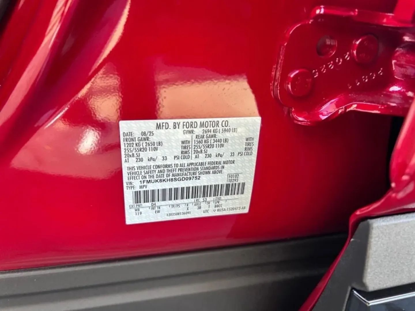 2025 /Onyx Leather Ford Explorer ST-Line (1FMUK8KH8SG) with an 2.3L EcoBoost I-4 engine, Automatic transmission, located at 141 Commercial Dr, Fredericktown, MO, 63645, (573) 783-6432, 37.570087, -90.320648 - Embark on your next adventure with the perfect blend of style, performance, and versatility that the 2025 Ford Explorer ST-Line offers. Ideal for families, weekend warriors, or anyone who enjoys the open road, this SUV is designed to take on life's challenges with ease. Whether you're driving the ki - Photo#23