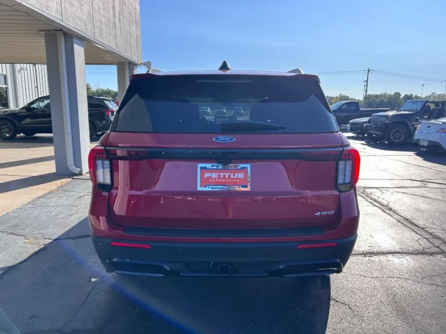 2025 /Onyx Leather Ford Explorer ST-Line (1FMUK8KH8SG) with an 2.3L EcoBoost I-4 engine, Automatic transmission, located at 141 Commercial Dr, Fredericktown, MO, 63645, (573) 783-6432, 37.570087, -90.320648 - Embark on your next adventure with the perfect blend of style, performance, and versatility that the 2025 Ford Explorer ST-Line offers. Ideal for families, weekend warriors, or anyone who enjoys the open road, this SUV is designed to take on life's challenges with ease. Whether you're driving the ki - Photo#3