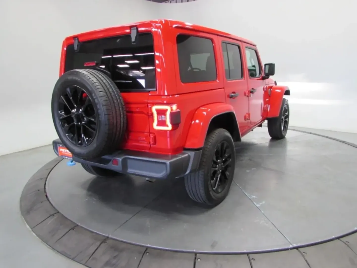 2024 /Black Jeep Wrangler Sahara 4xe (1C4RJXP6XRW) with an Other engine, Automatic transmission, located at 12830 Highway 21, De Soto, MO, 63020, (636) 337-7777, 38.153099, -90.573624 - **Unleash Adventure with the 2024 Jeep Wrangler Sahara: Your Ideal Weekend Companion!**<br /> <br /> Are you ready to take your weekend adventures to the next level? The 2024 Jeep Wrangler Sahara is the perfect vehicle for anyone who craves outdoor exploration while maintaining a touch of comfort an - Photo#7