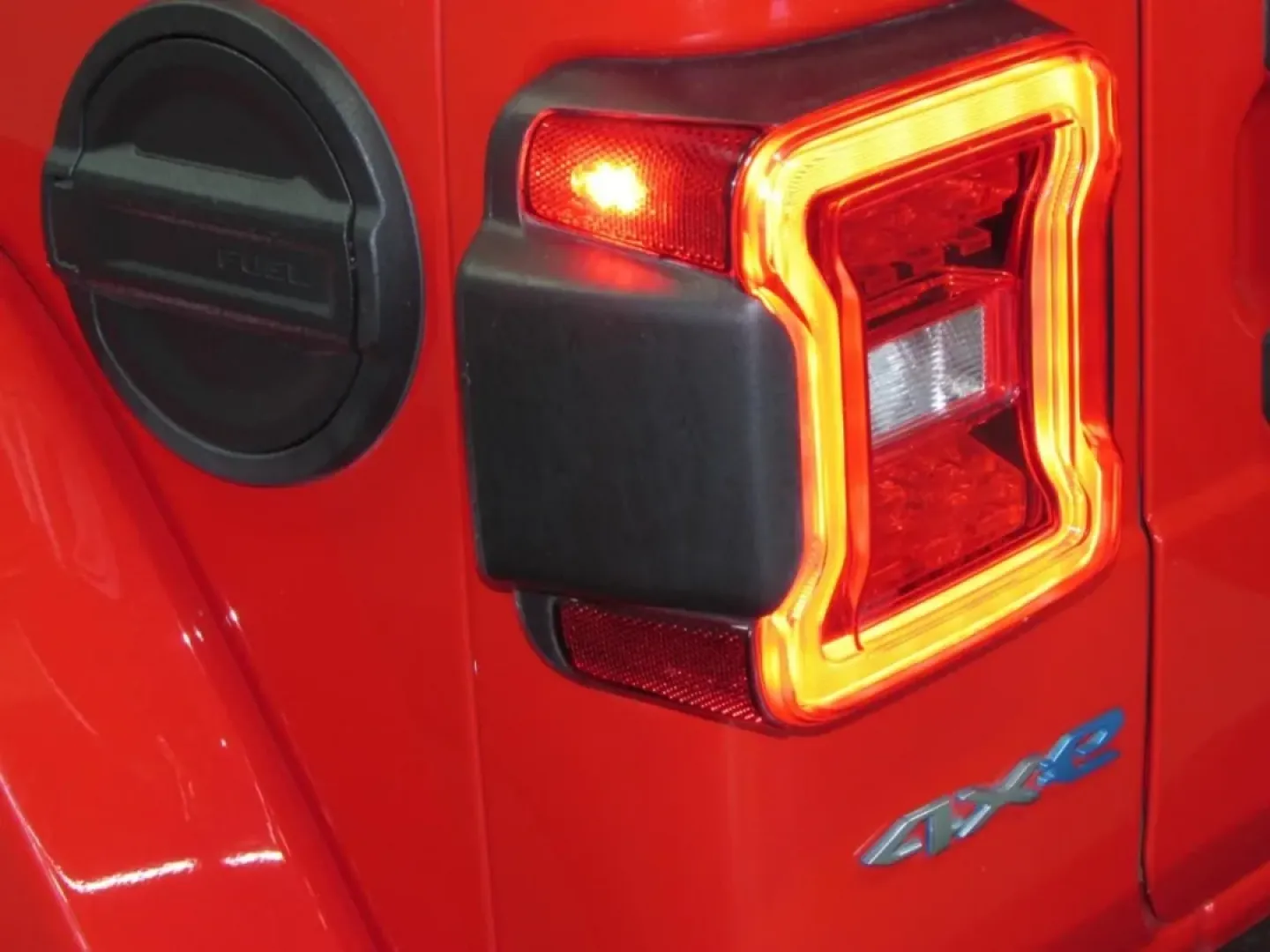 2024 /Black Jeep Wrangler Sahara 4xe (1C4RJXP6XRW) with an Other engine, Automatic transmission, located at 12830 Highway 21, De Soto, MO, 63020, (636) 337-7777, 38.153099, -90.573624 - **Unleash Adventure with the 2024 Jeep Wrangler Sahara: Your Ideal Weekend Companion!**<br /> <br /> Are you ready to take your weekend adventures to the next level? The 2024 Jeep Wrangler Sahara is the perfect vehicle for anyone who craves outdoor exploration while maintaining a touch of comfort an - Photo#10